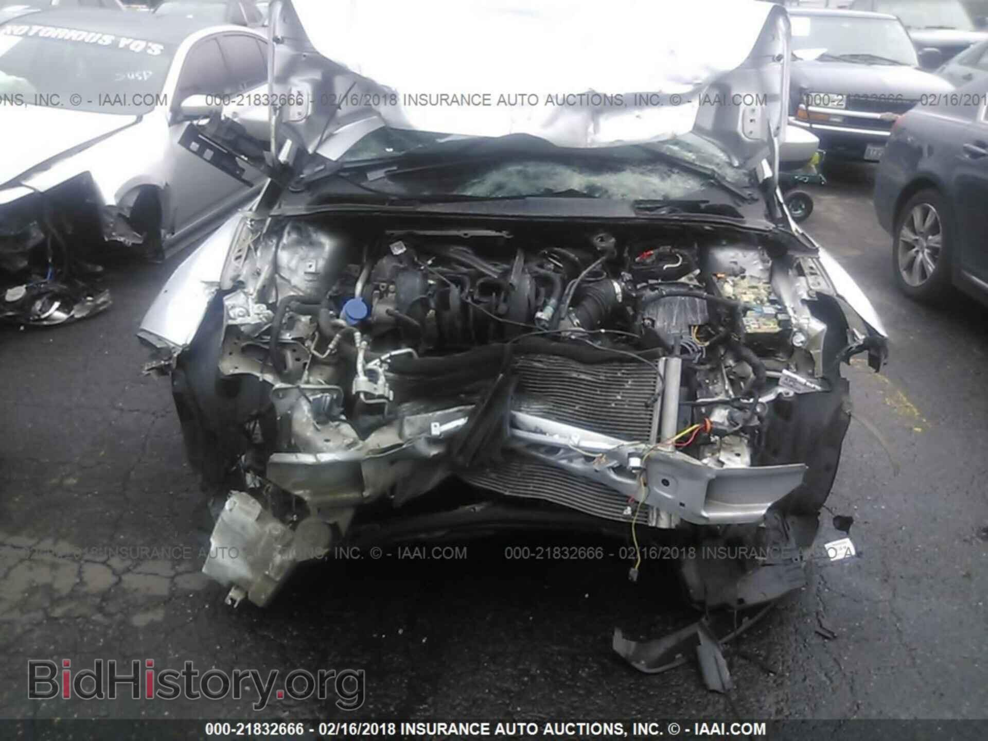 2012 Ford Focus - VIN: 1FAHP3F29CL237605 - Photo 6