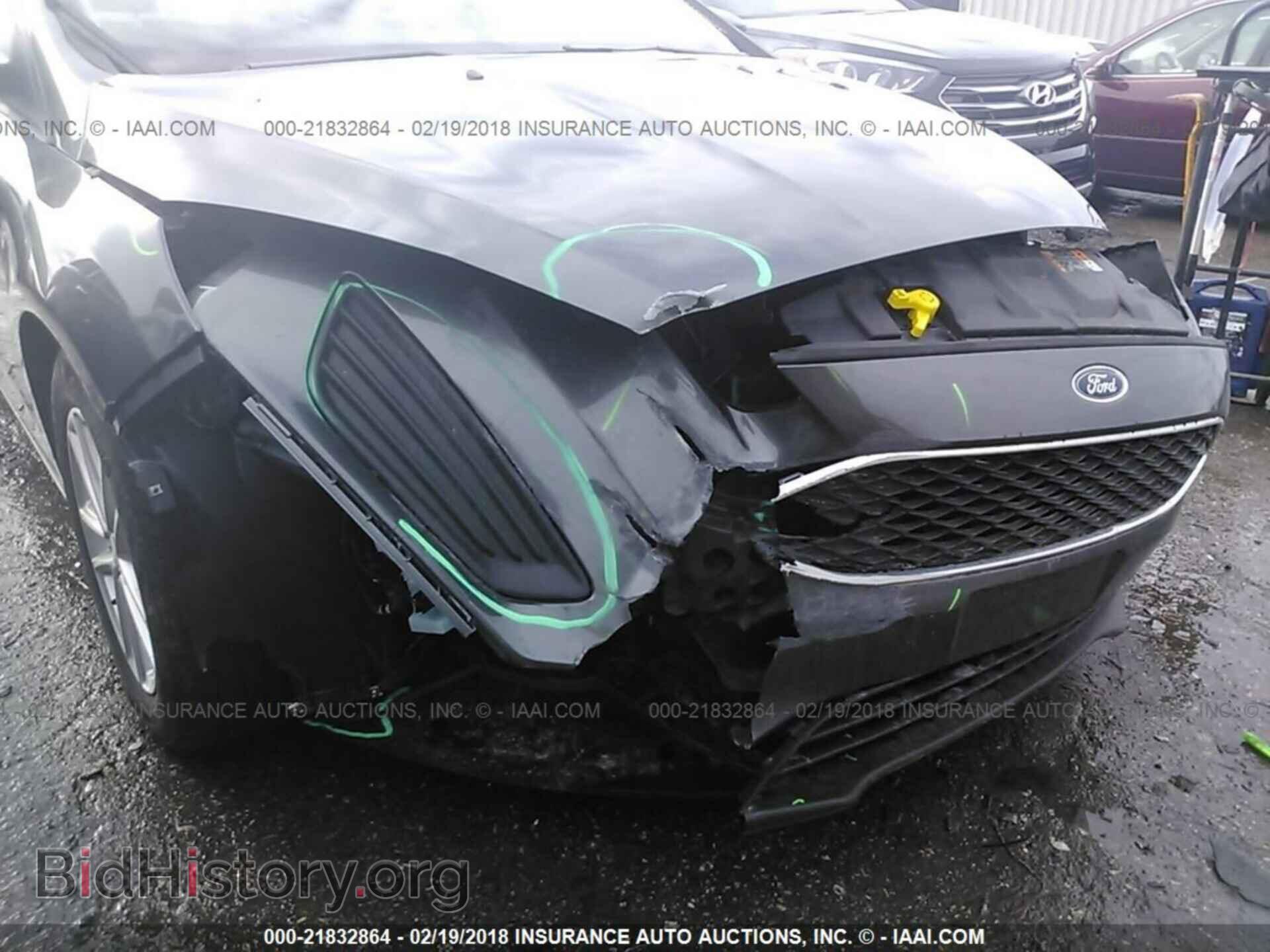 2016 Ford Focus - VIN: 1FADP3F25GL375887 - Фото 6
