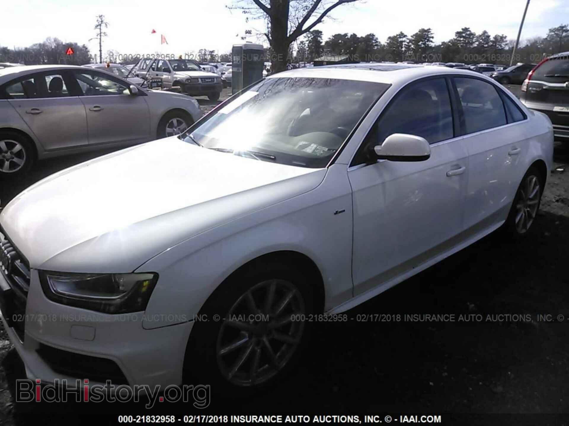 2016 Audi A4 - VIN: WAUBFAFL6GN011349 - Фото 2