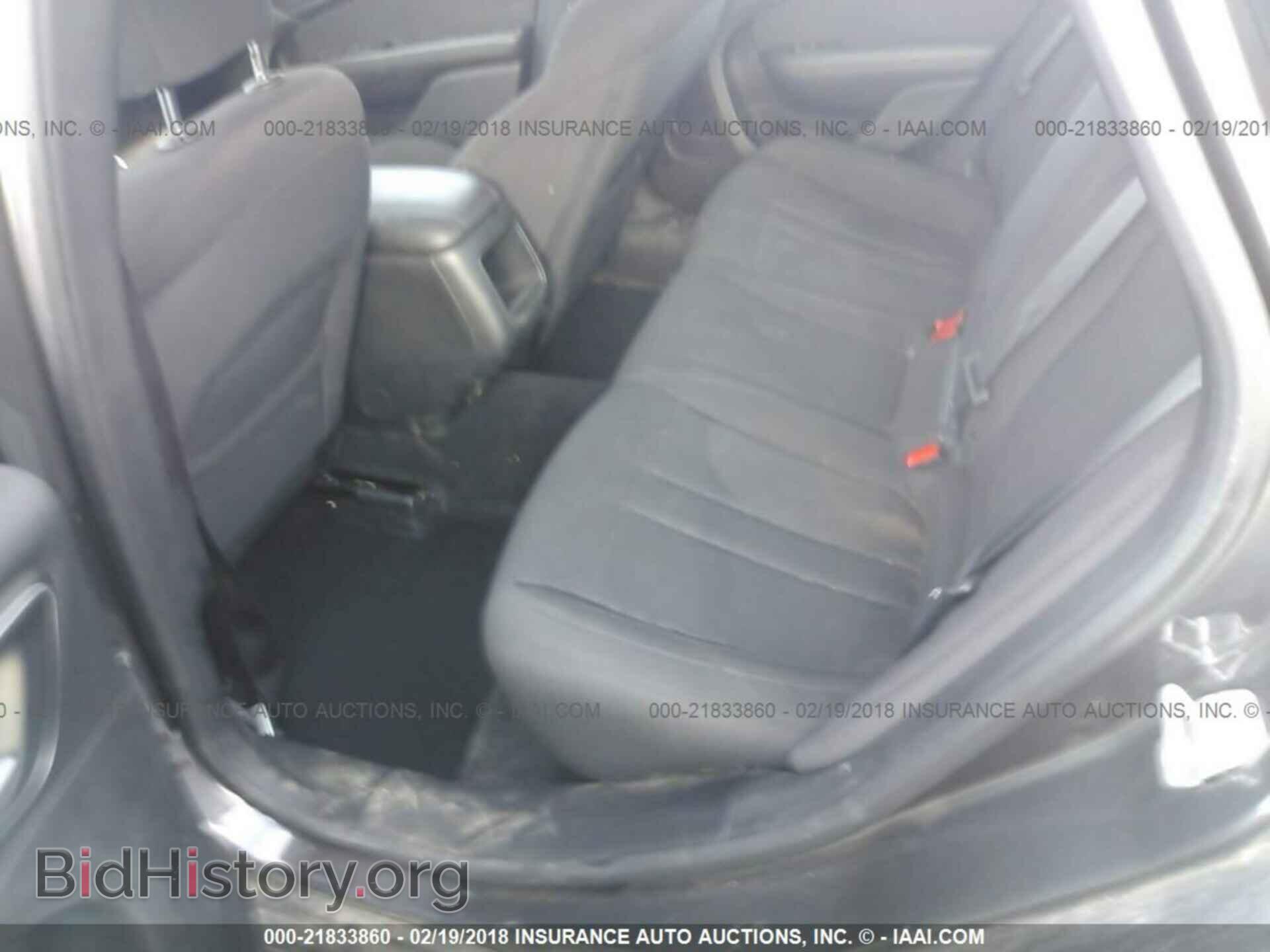 2016 Chrysler 200 - VIN: 1C3CCCAB7GN112947 - Photo 8