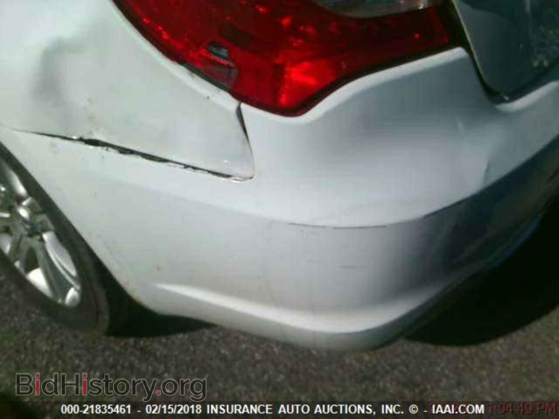 2013 Chrysler 200 - VIN: 1C3CCBAB4DN698268 - Photo 3