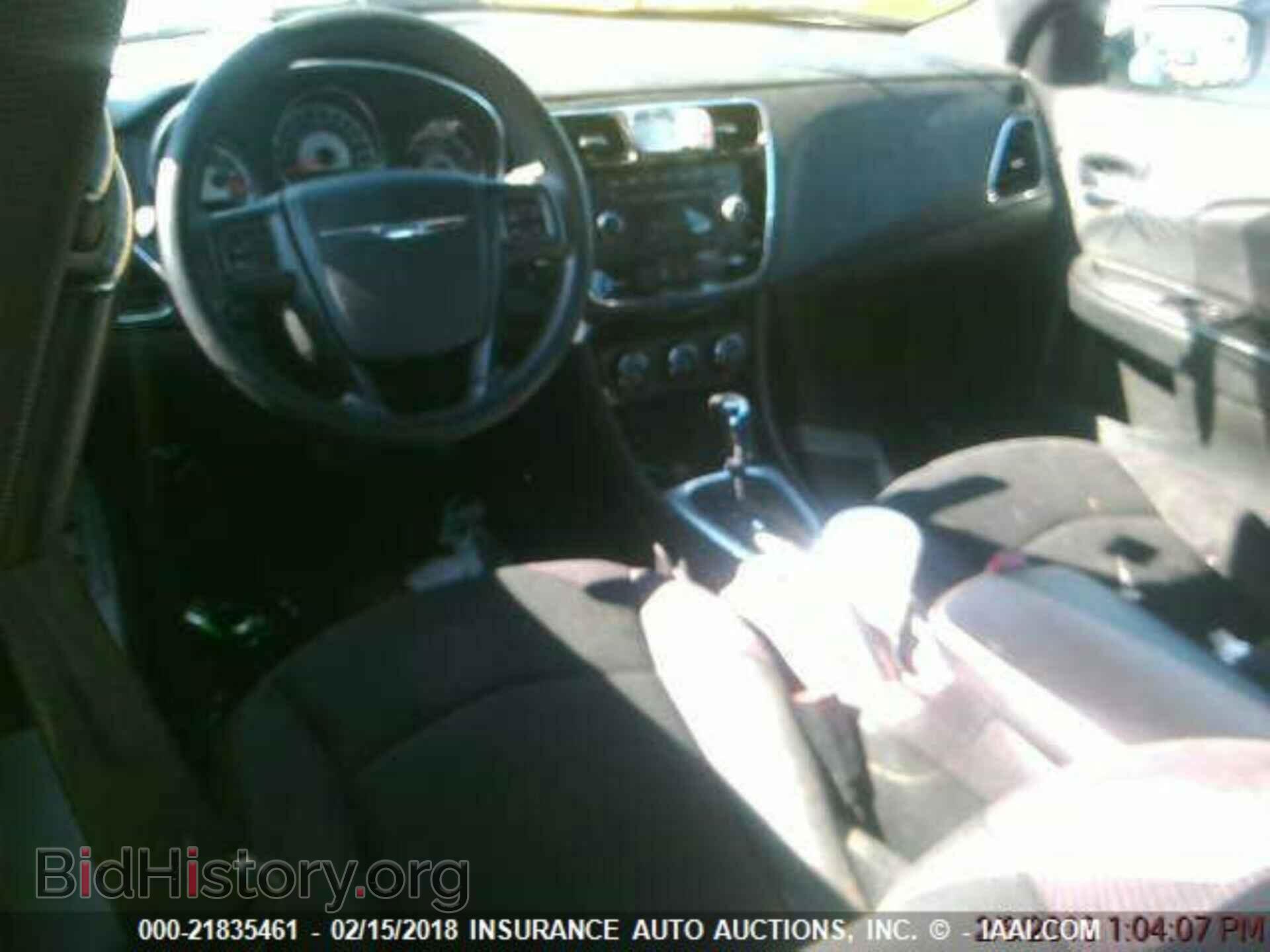 2013 Chrysler 200 - VIN: 1C3CCBAB4DN698268 - Photo 4