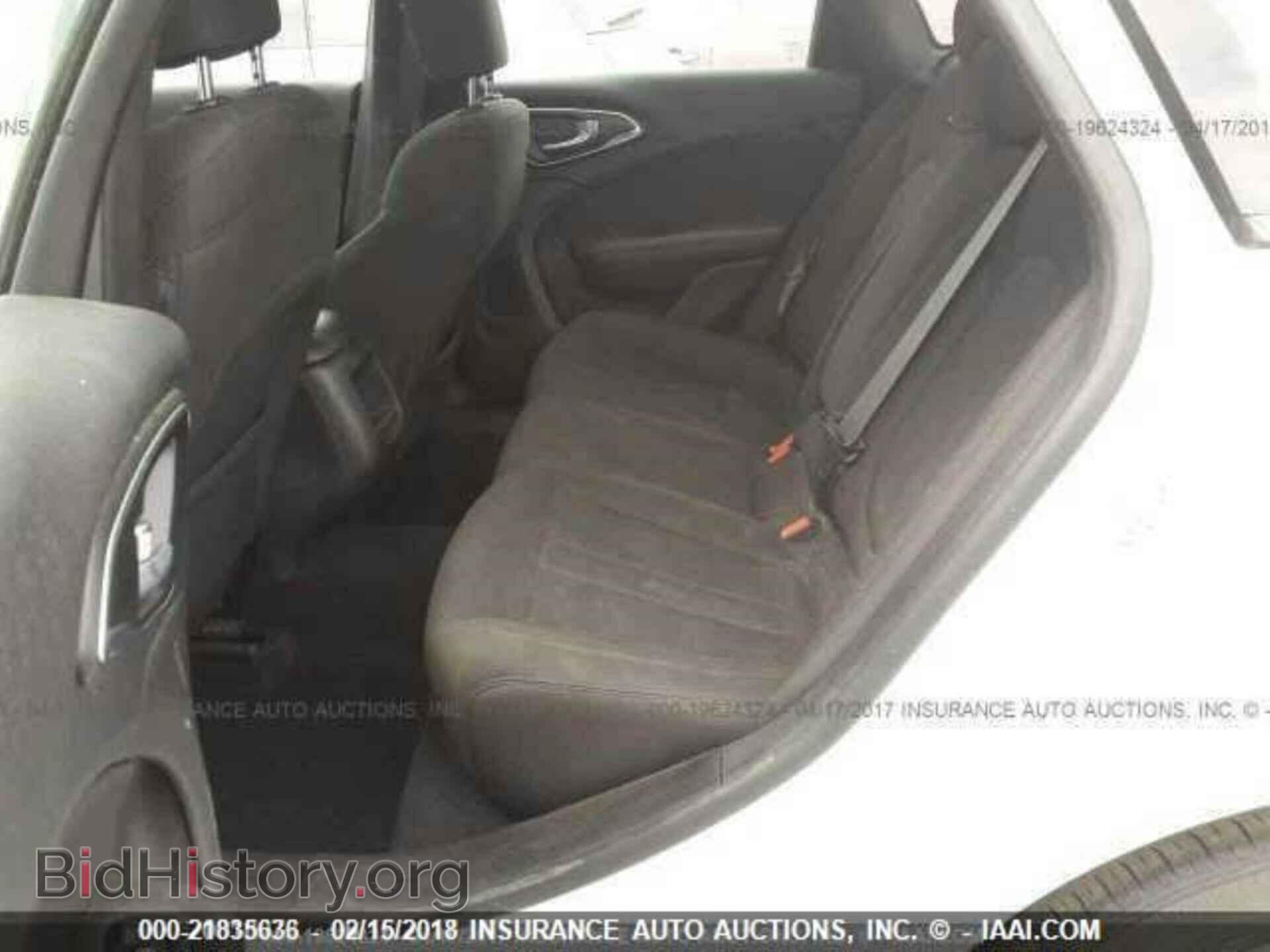 2015 Chrysler 200 - VIN: 1C3CCCAB6FN656208 - Photo 8