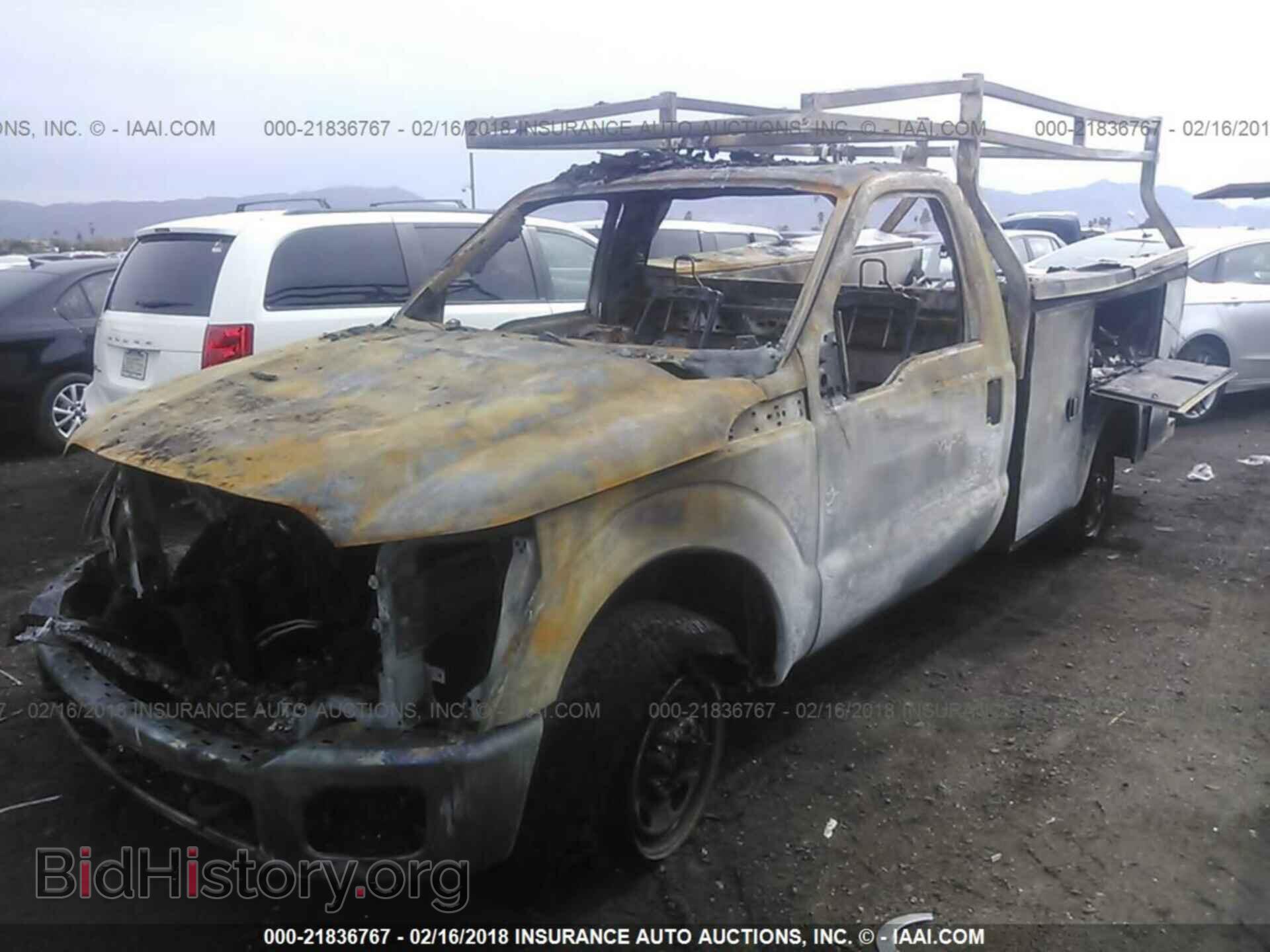 2015 Ford F250 - VIN: 1FDBF2A62FEA48015 - Фото 2