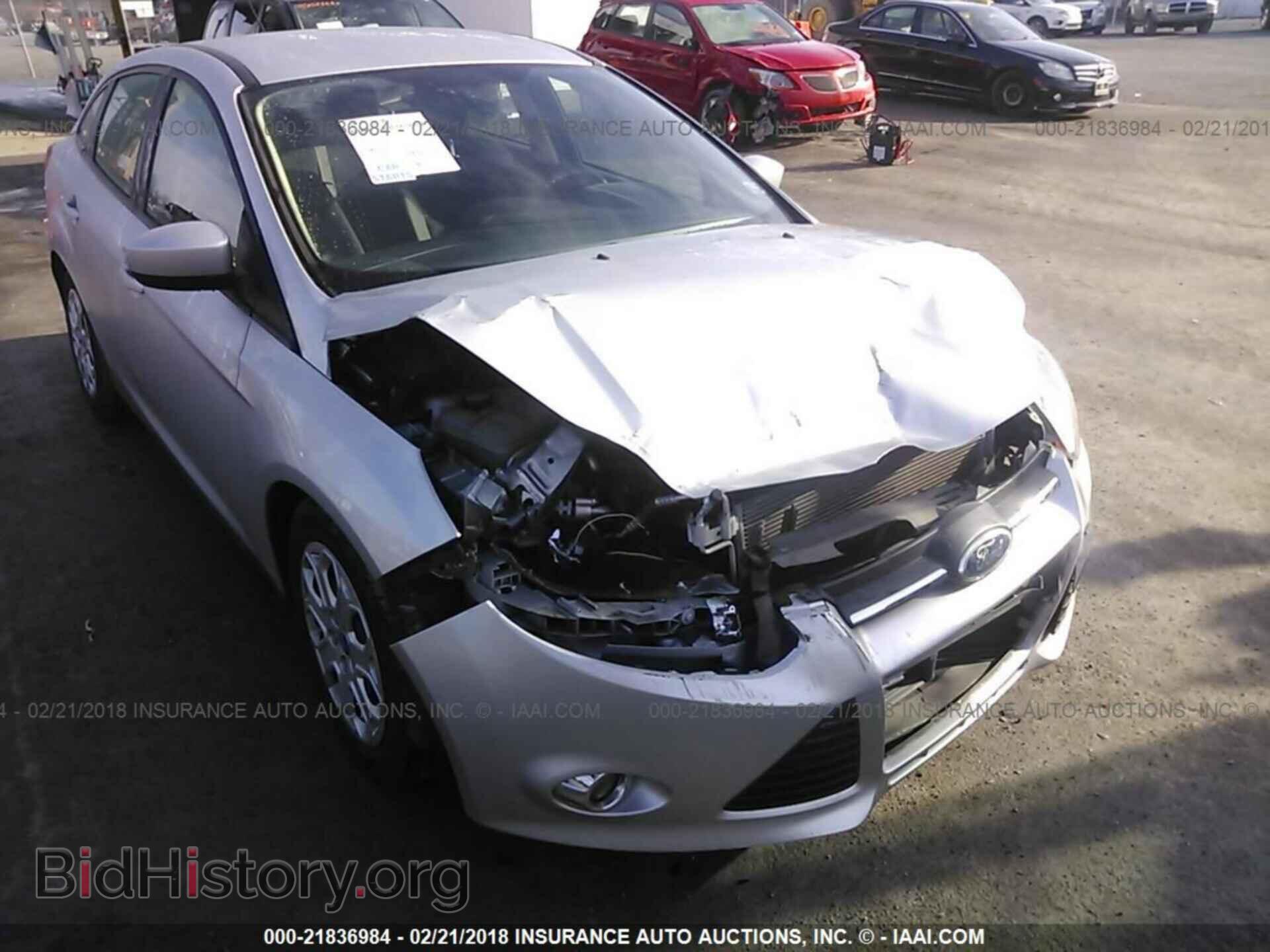2012 Ford Focus - VIN: 1FAHP3F21CL196628 - Фото 6