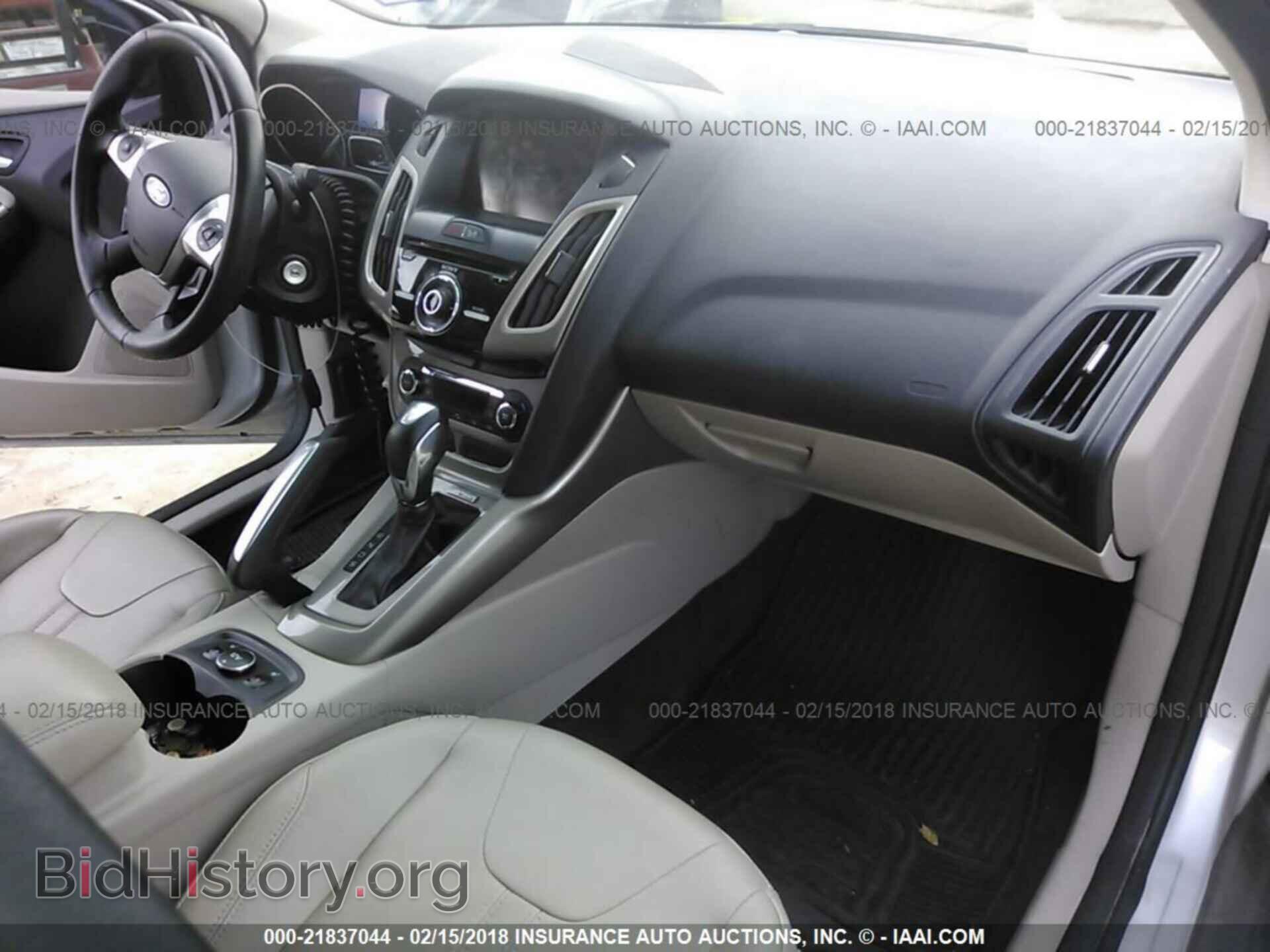 2012 Ford Focus - VIN: 1FAHP3H21CL477809 - Photo 5