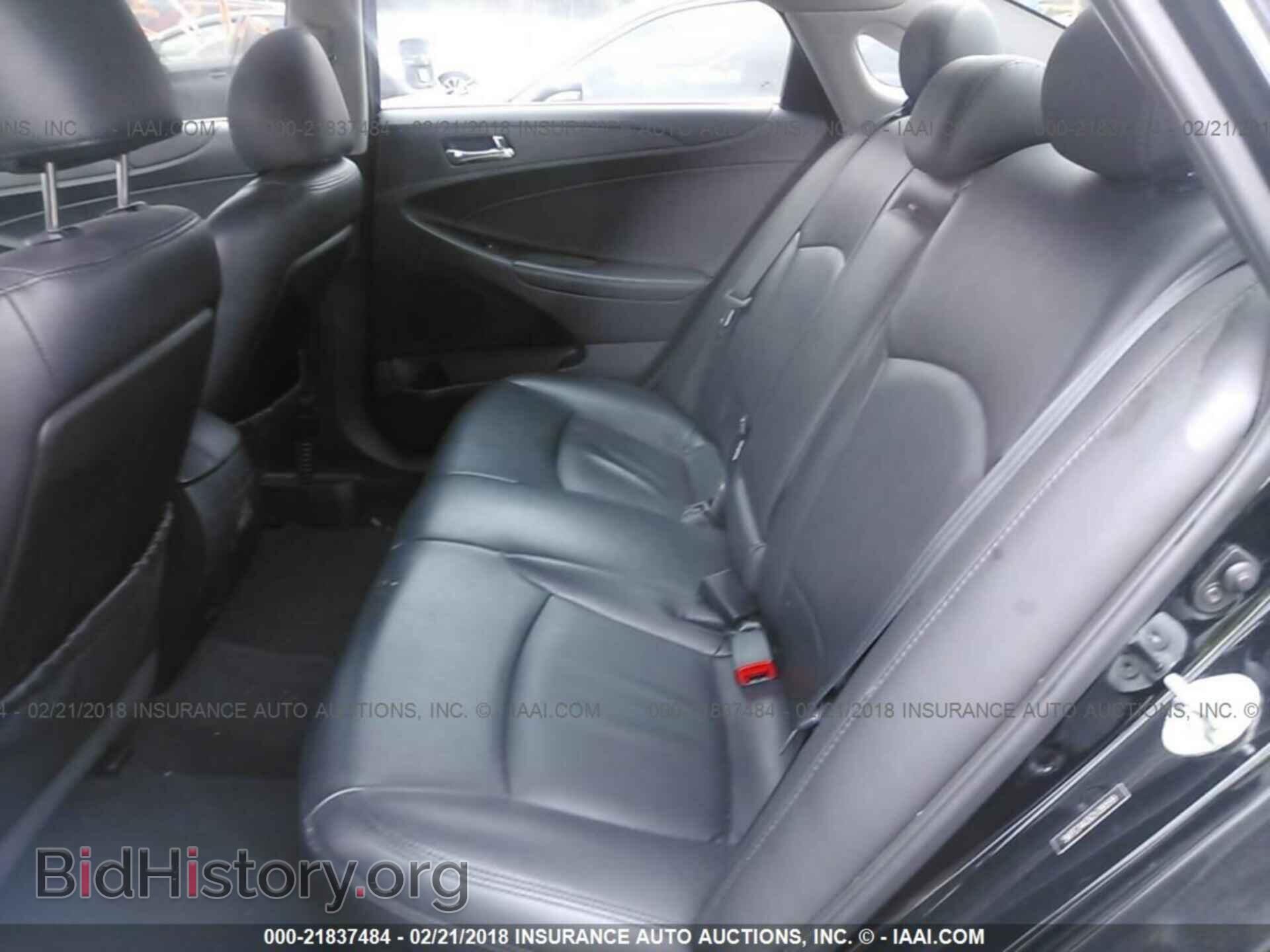 2012 Hyundai Sonata - VIN: 5NPEC4AC6CH389599 - Photo 8