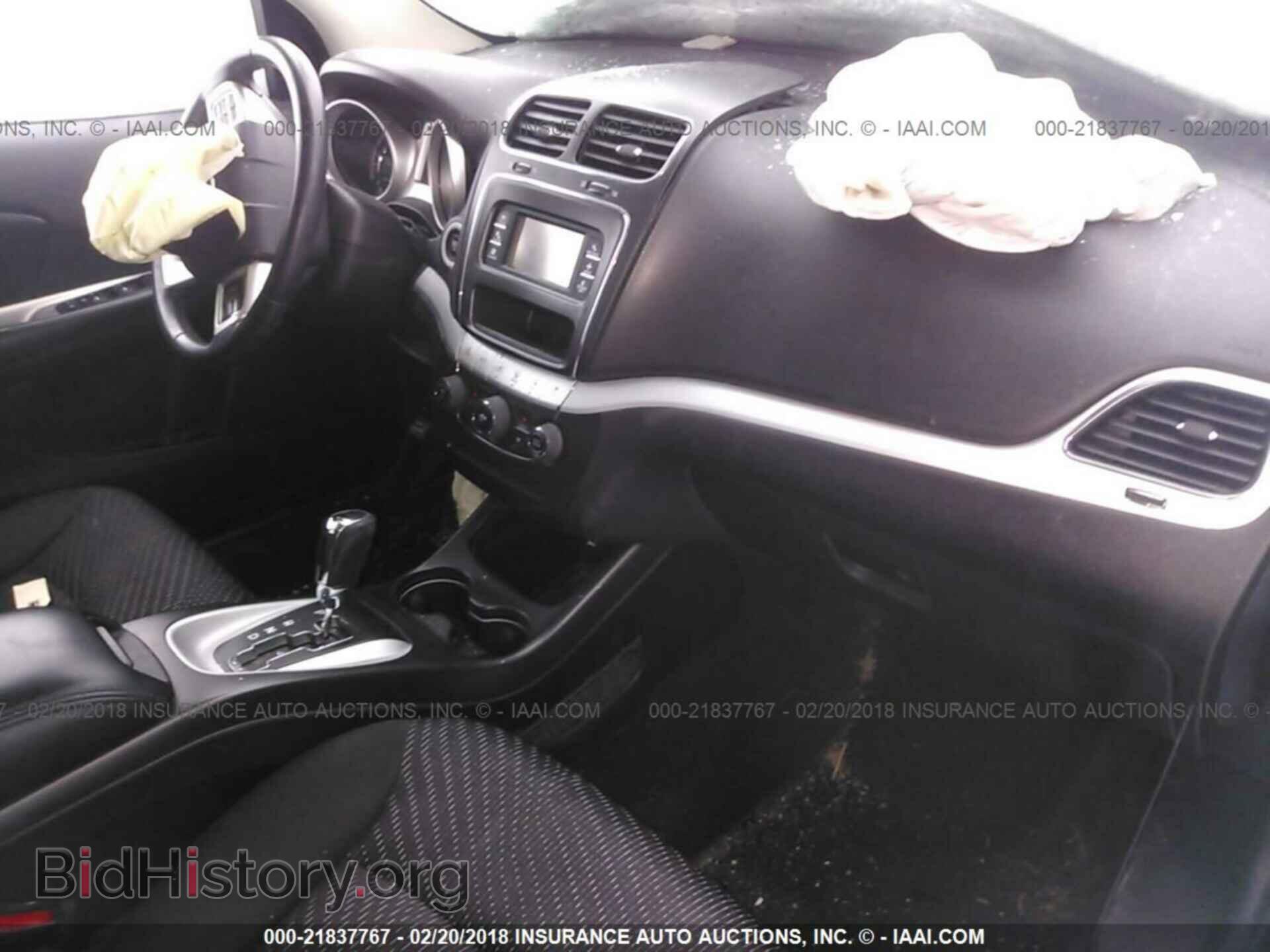 2014 Dodge Journey - VIN: 3C4PDDBG2ET137648 - Фото 5