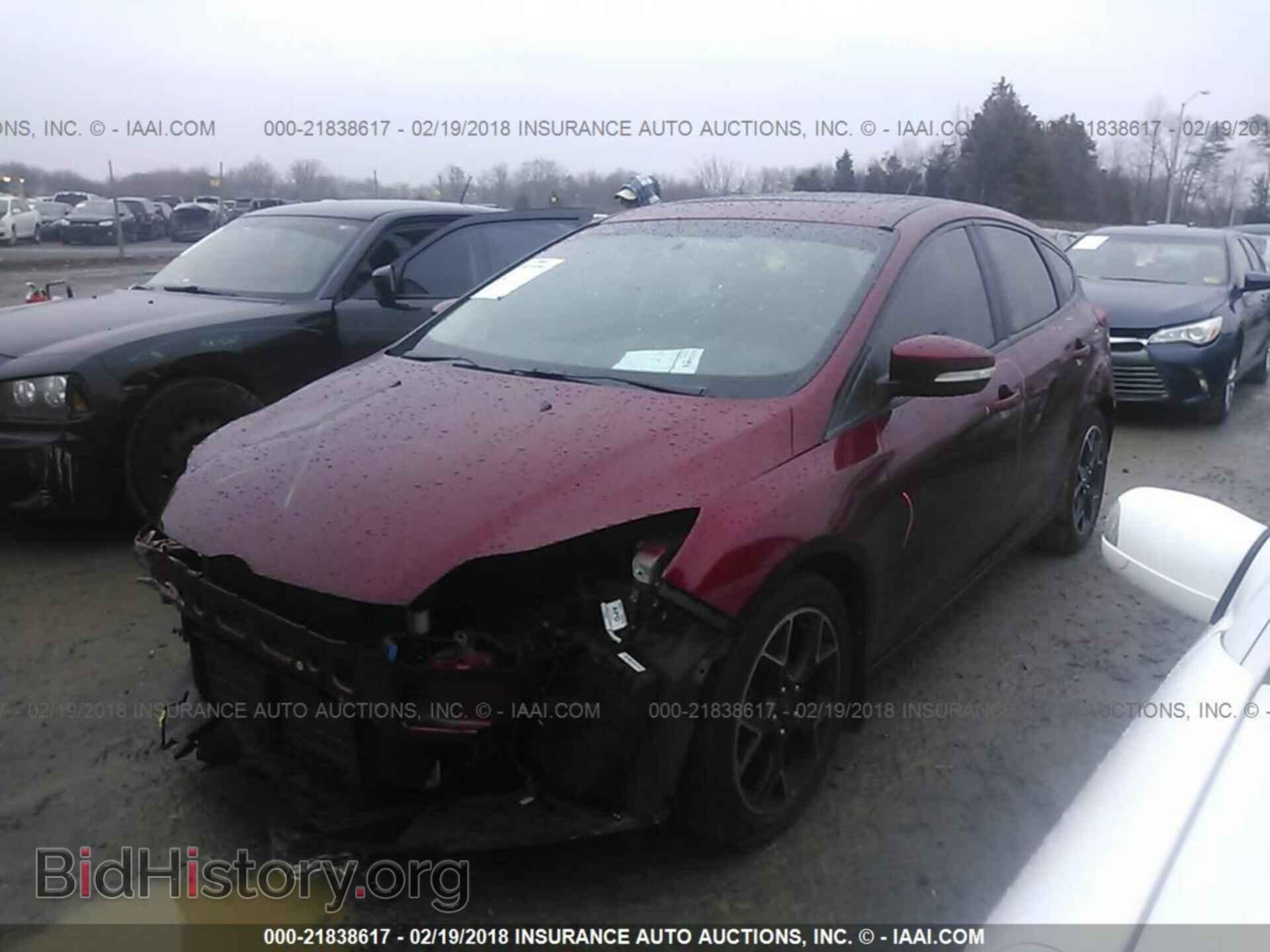 2013 Ford Focus - VIN: 1FADP3K21DL104715 - Фото 2