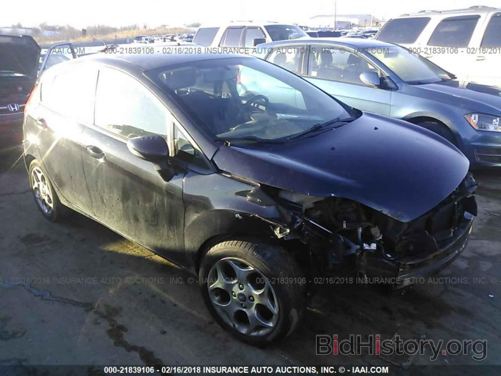 Photo 3FADP4FJ8CM199455 - Ford Fiesta 2012