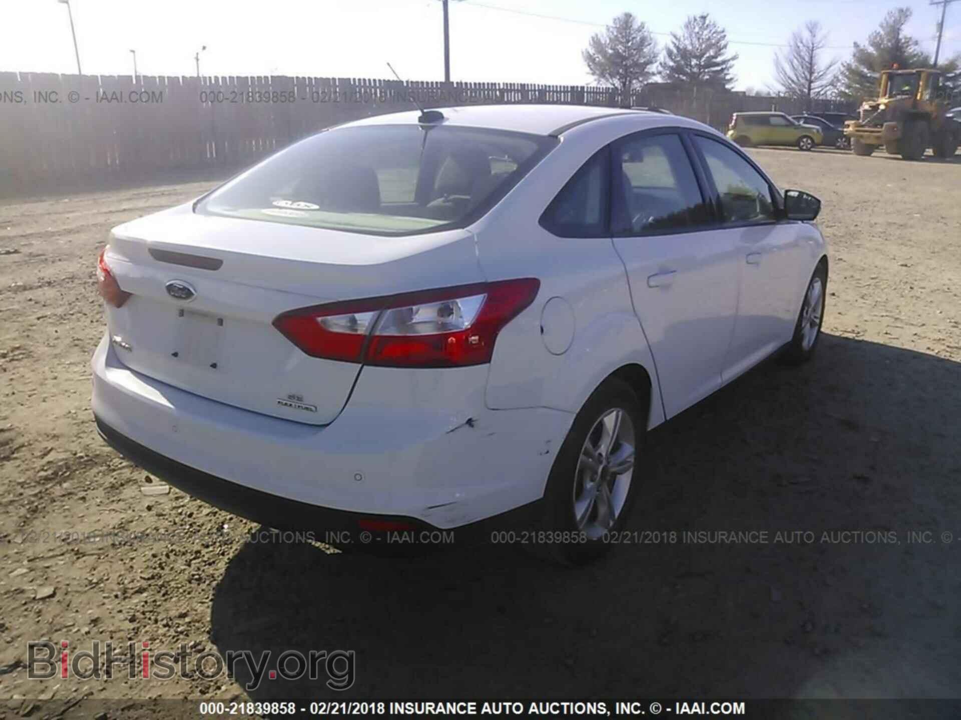 2013 Ford Focus - VIN: 1FADP3F20DL309629 - Фото 4