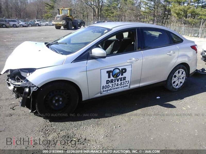 2012 Ford FOCUS (VIN 1FAHP3F20CL342145) — фото 2 из 10