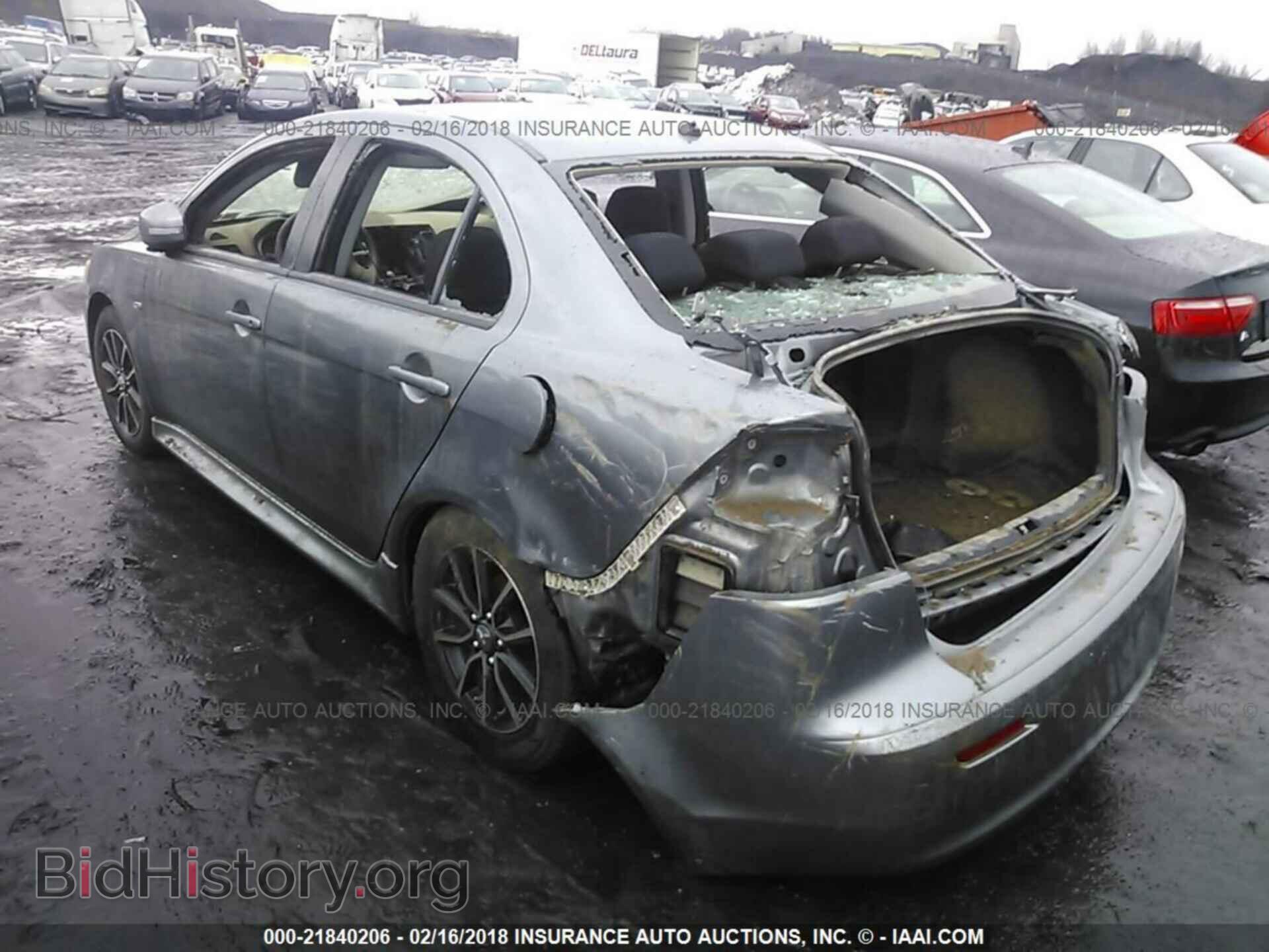 2017 Mitsubishi Lancer - VIN: JA32V2FW1HU009567 - Фото 3