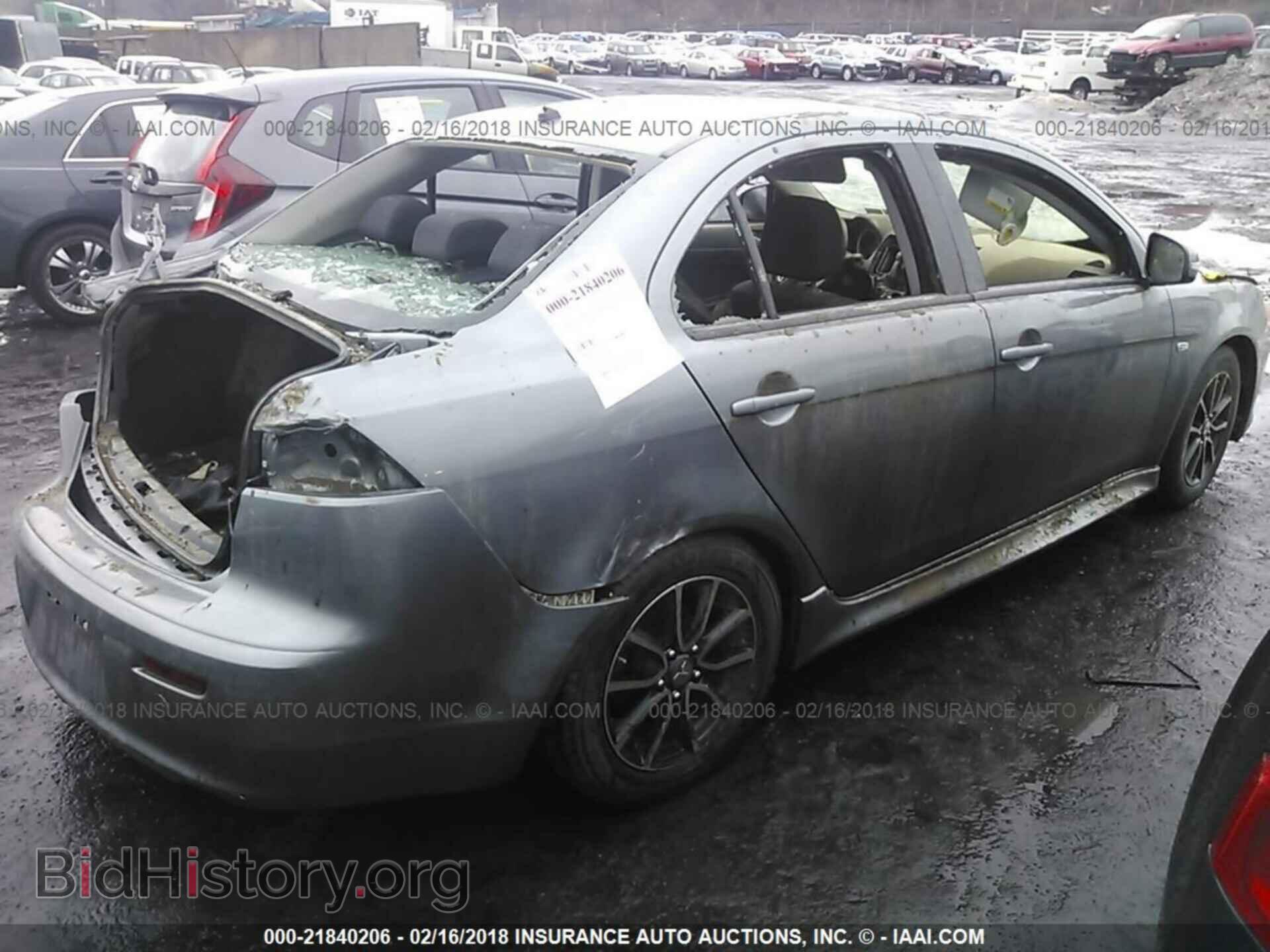 2017 Mitsubishi Lancer - VIN: JA32V2FW1HU009567 - Фото 4