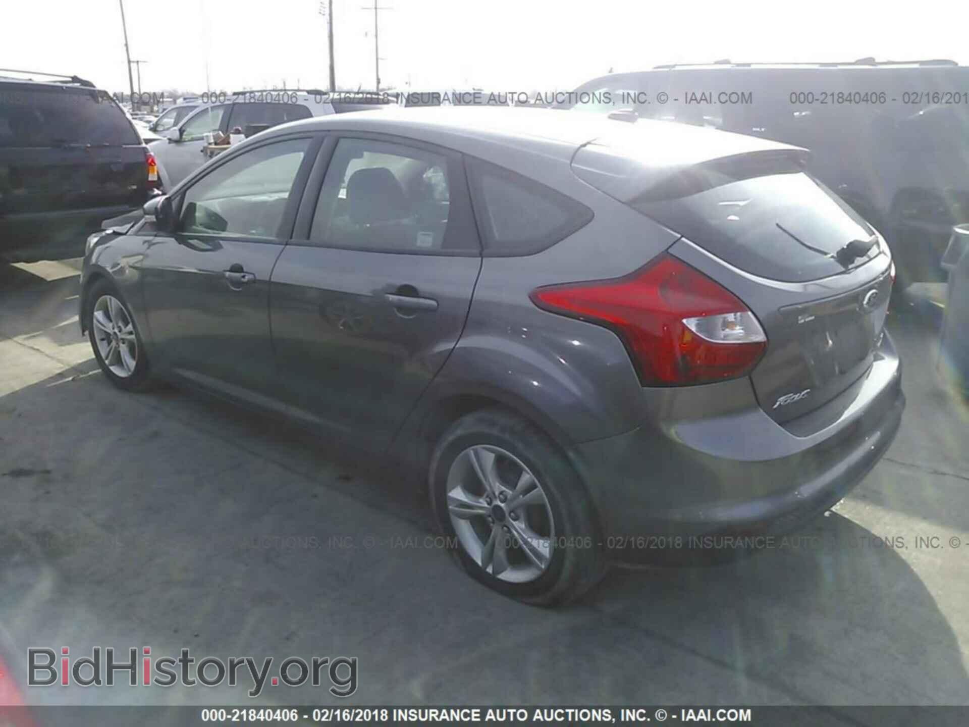 2014 Ford Focus - VIN: 1FADP3K27EL317654 - Photo 3