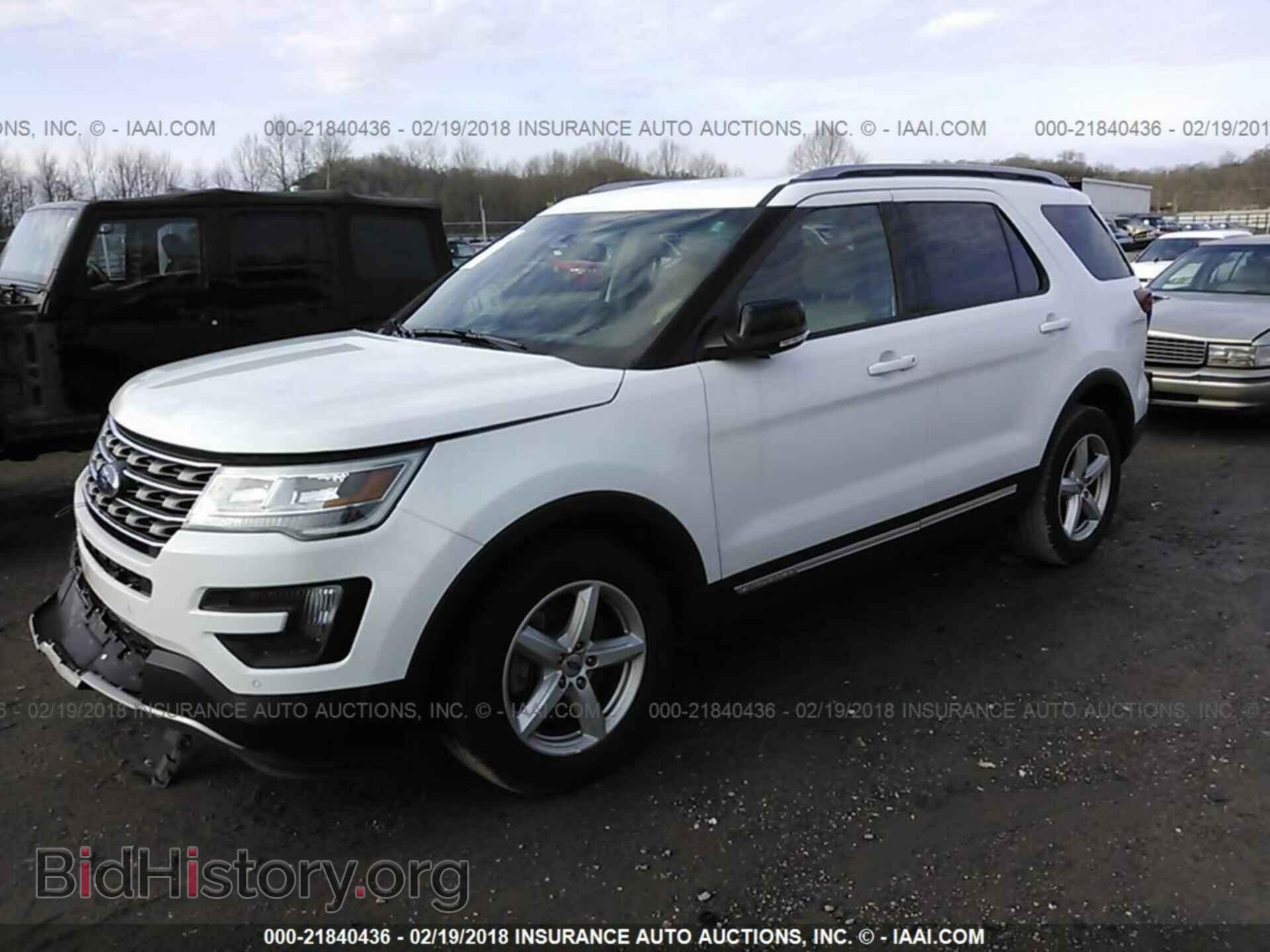 2016 Ford Explorer - VIN: 1FM5K8D86GGA87561 - Photo 2