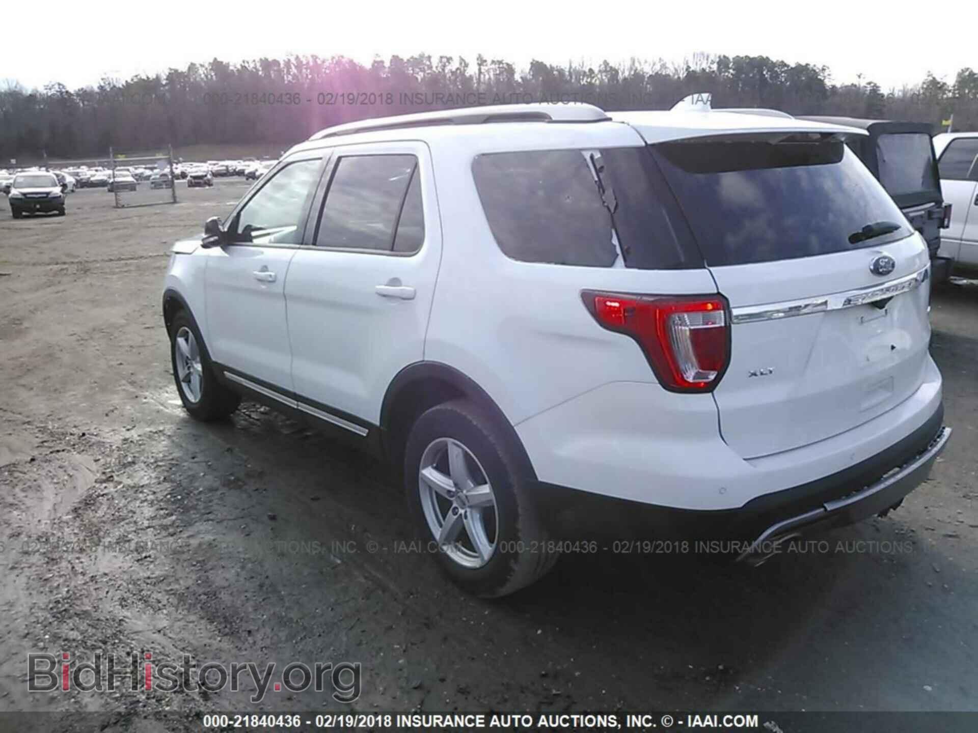 2016 Ford Explorer - VIN: 1FM5K8D86GGA87561 - Photo 3