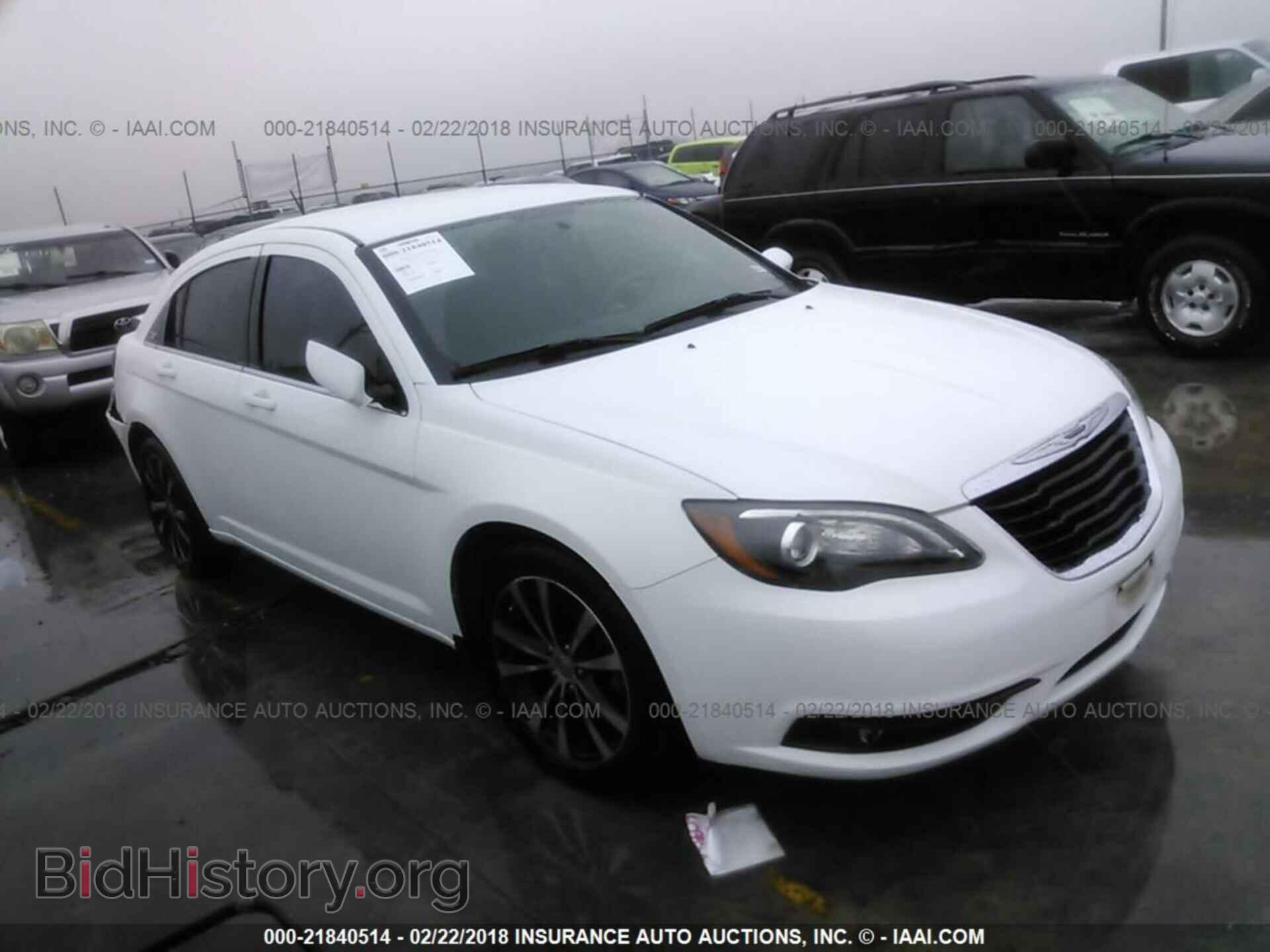 Photo 1C3CCBBG1DN744567 - Chrysler 200 2013