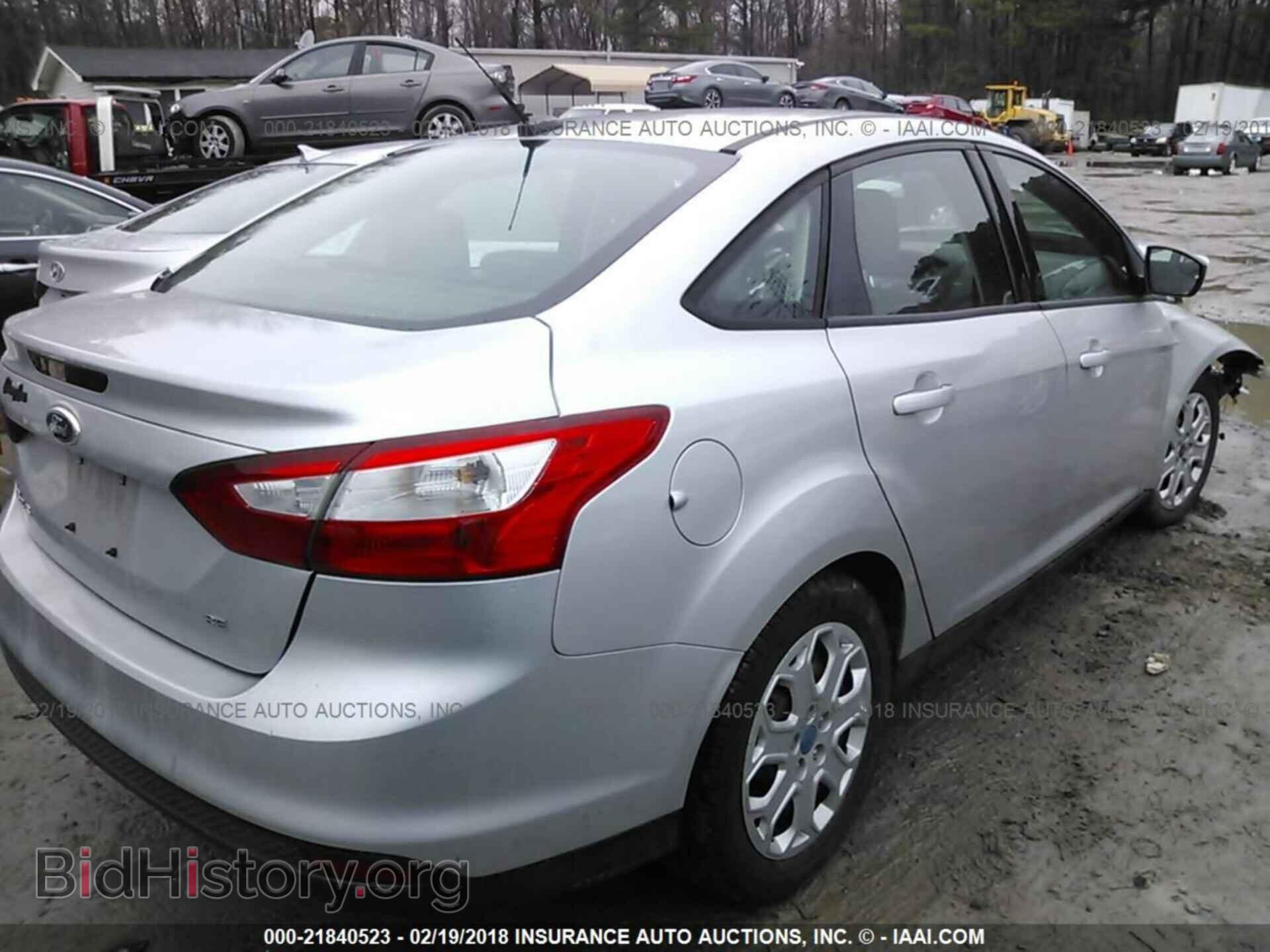 2012 Ford Focus - VIN: 1FAHP3F29CL186669 - Photo 4