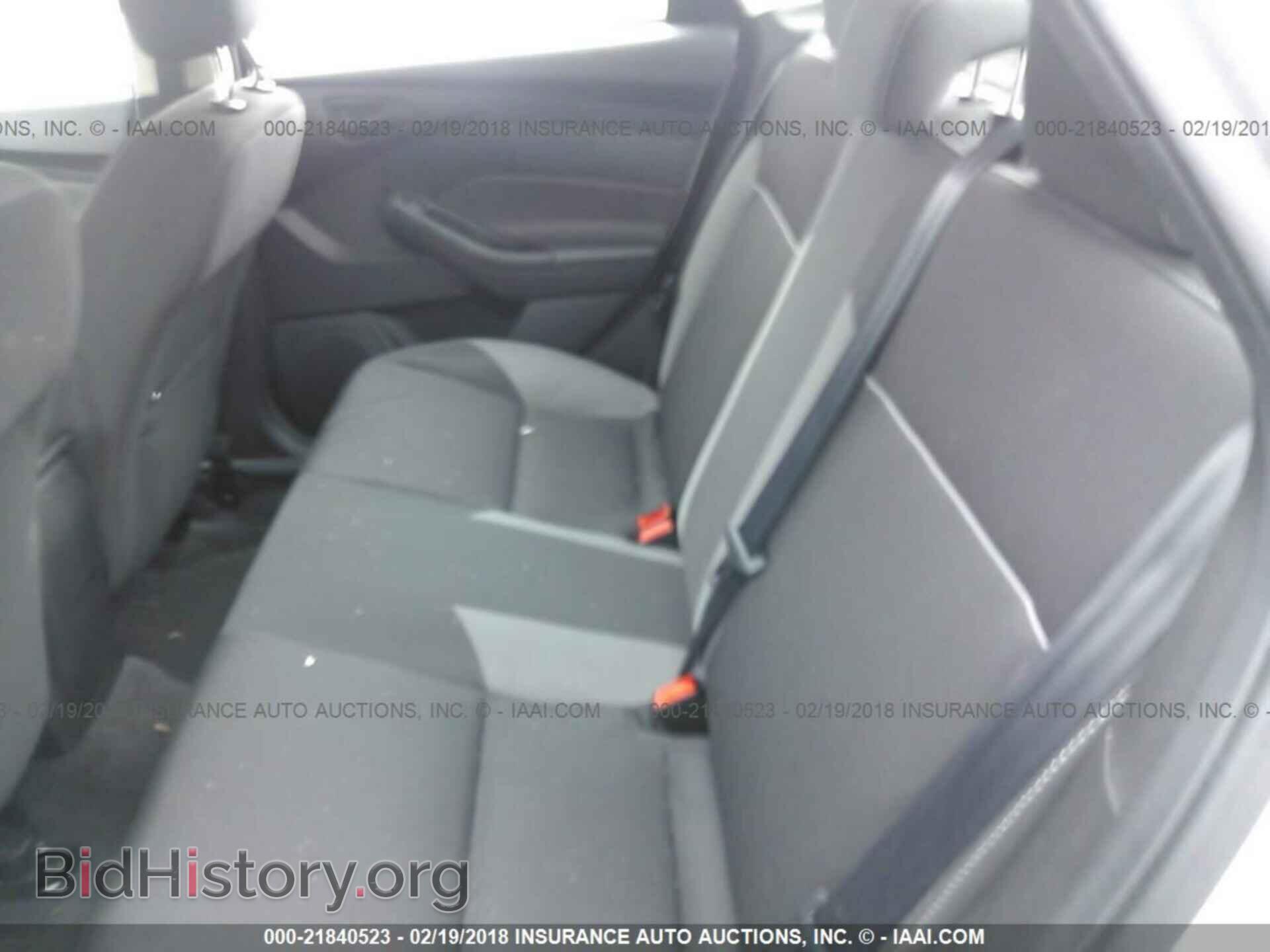 2012 Ford Focus - VIN: 1FAHP3F29CL186669 - Photo 8