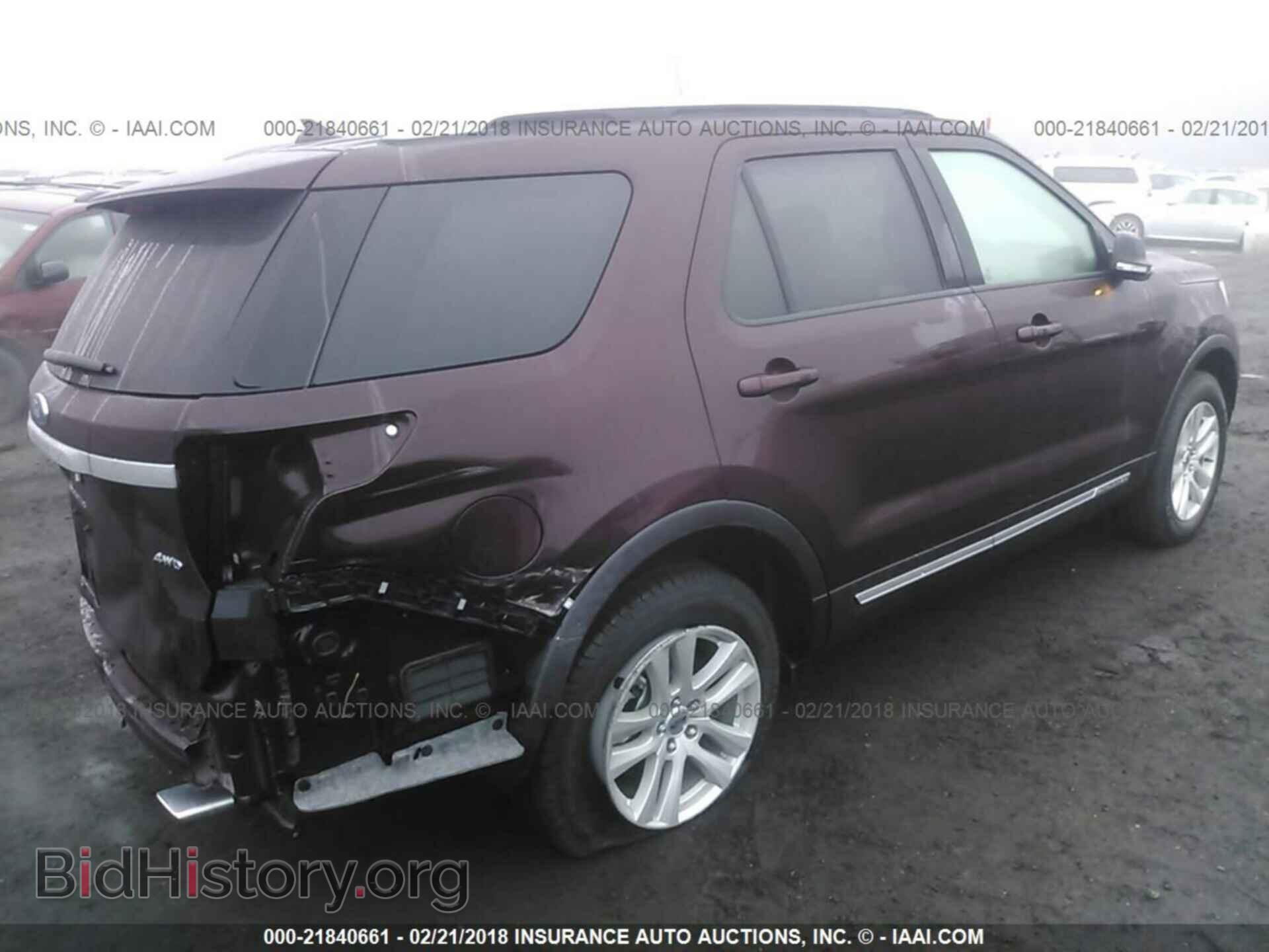2018 Ford Explorer - VIN: 1FM5K8D81JGA11043 - Фото 4