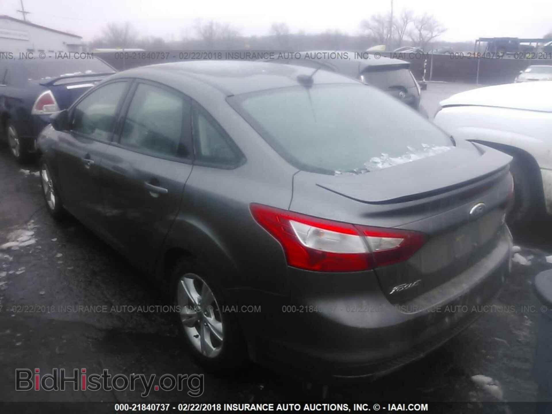 2012 Ford Focus - VIN: 1FAHP3F20CL314023 - Photo 3