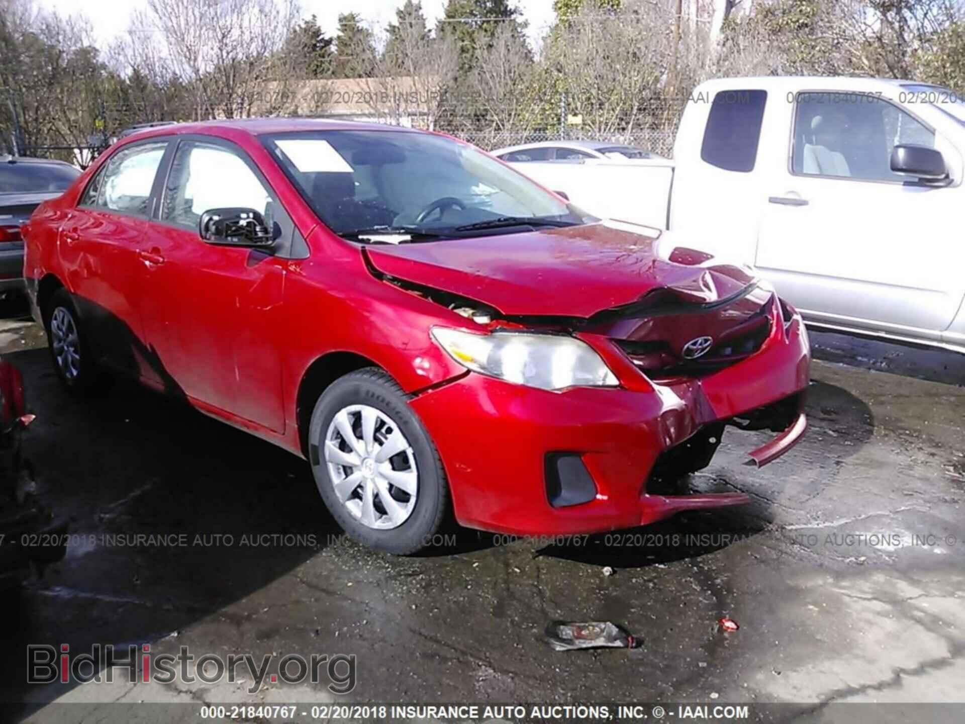 Photo 2T1BU4EEXBC601384 - Toyota Corolla 2011