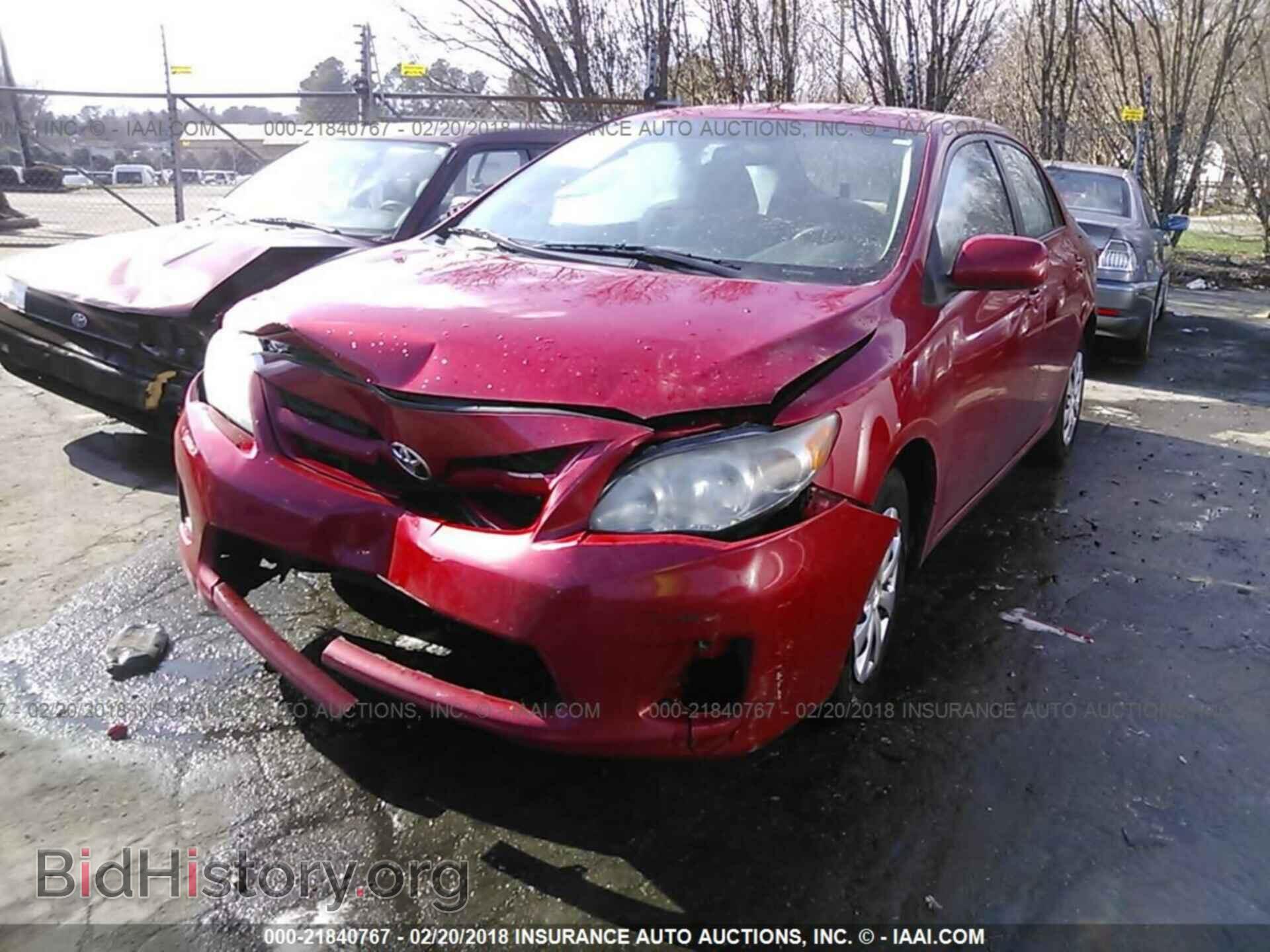 2011 Toyota Corolla - VIN: 2T1BU4EEXBC601384 - Photo 2