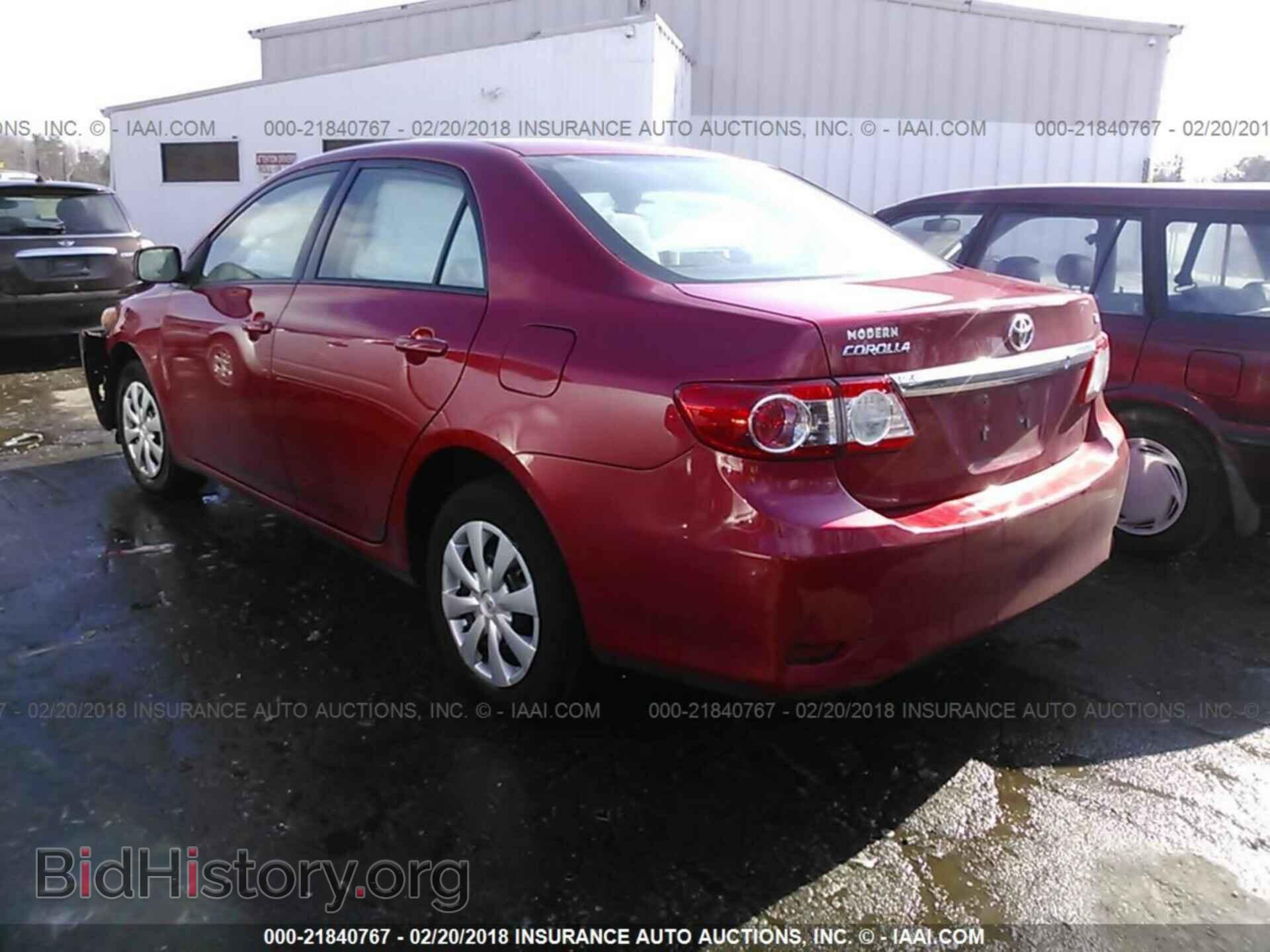2011 Toyota Corolla - VIN: 2T1BU4EEXBC601384 - Photo 3