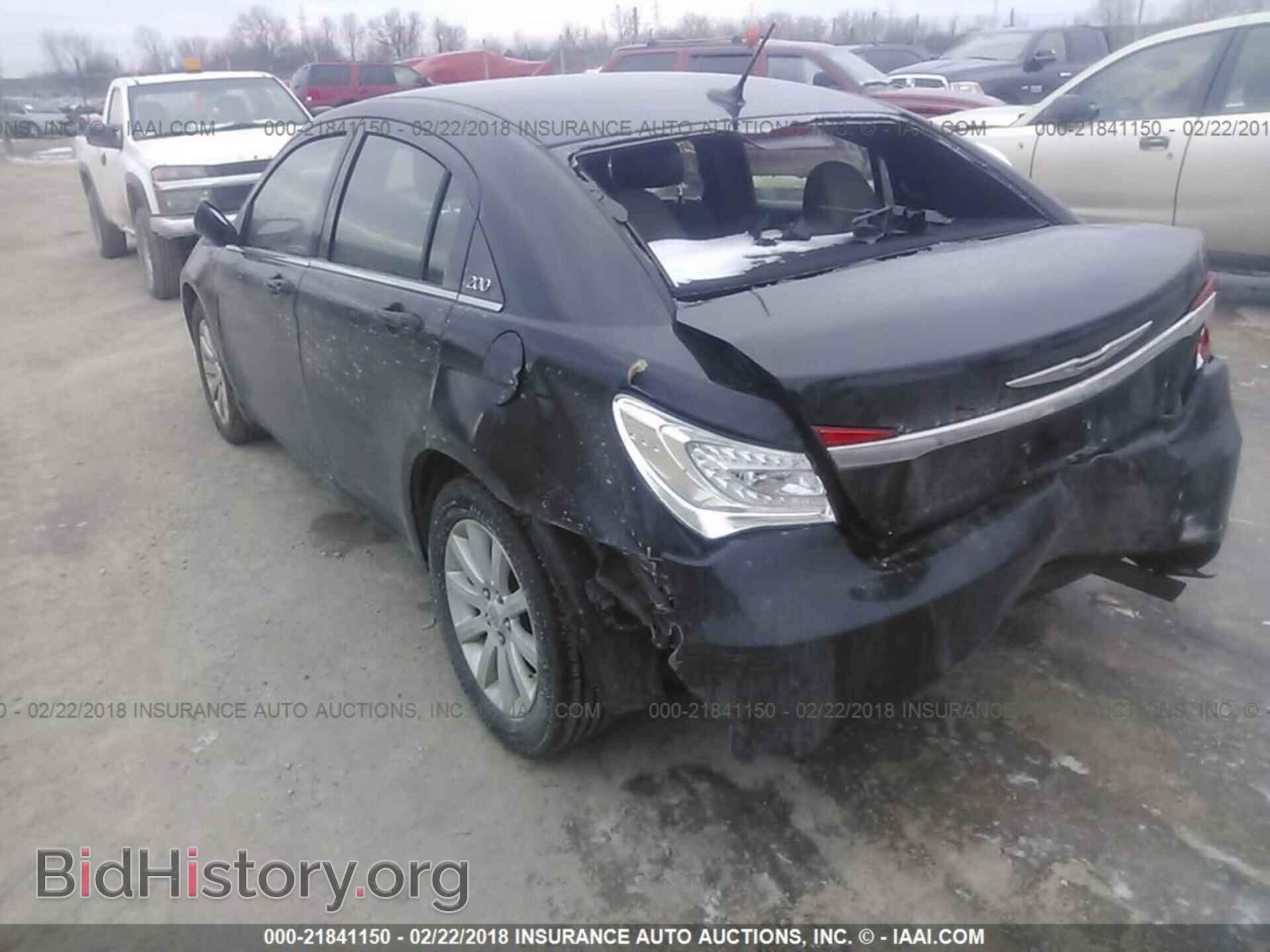 2011 Chrysler 200 - VIN: 1C3BC1FB9BN576078 - Photo 3