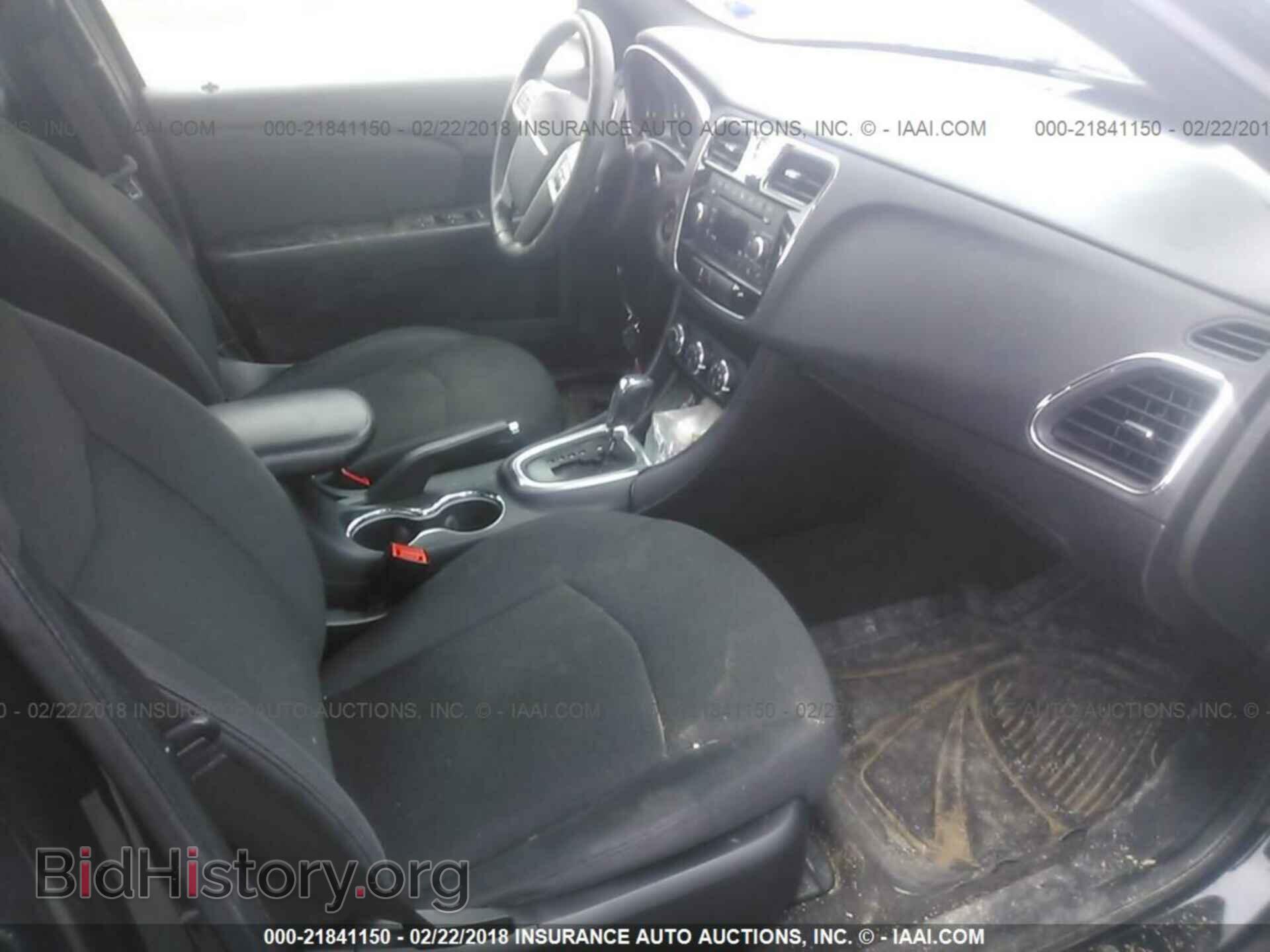 2011 Chrysler 200 - VIN: 1C3BC1FB9BN576078 - Photo 5