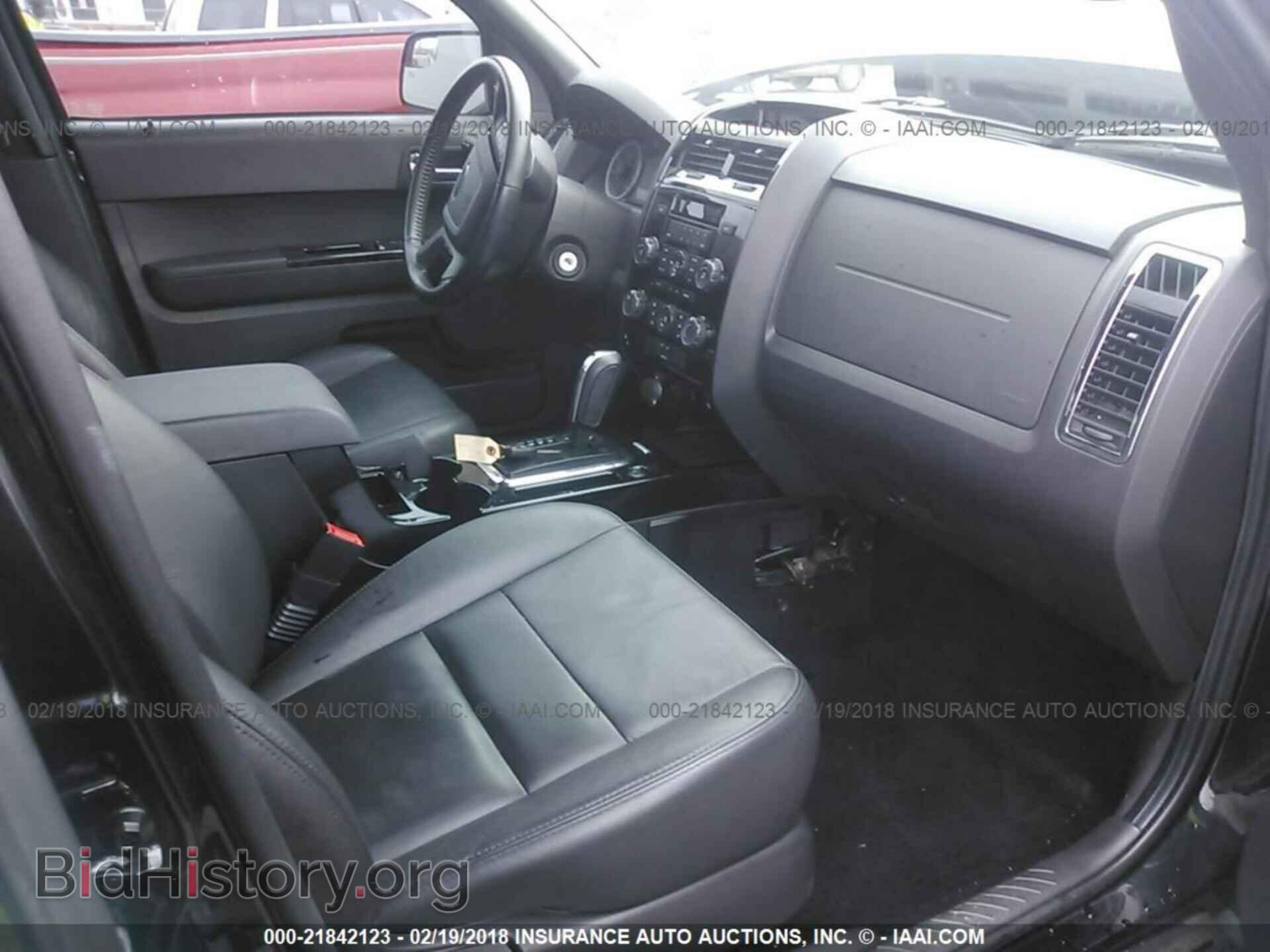 2011 Ford Escape - VIN: 1FMCU0E73BKB63591 - Photo 5