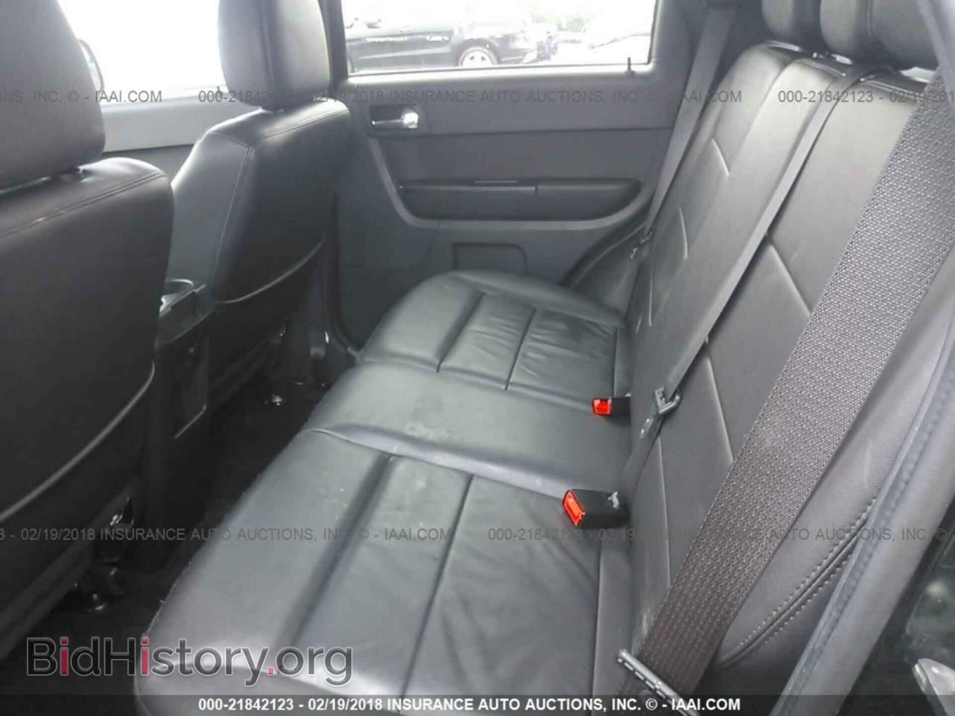 2011 Ford Escape - VIN: 1FMCU0E73BKB63591 - Photo 8