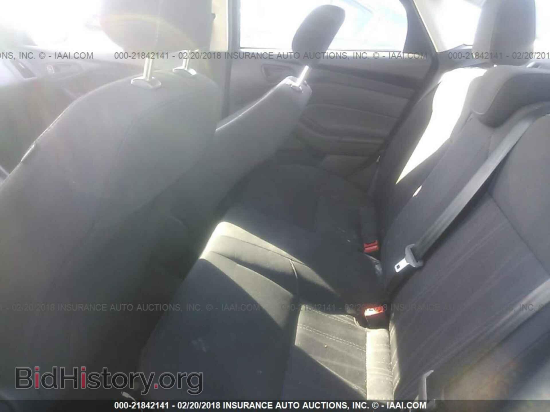 2016 Ford Focus - VIN: 1FADP3E26GL327669 - Фото 8