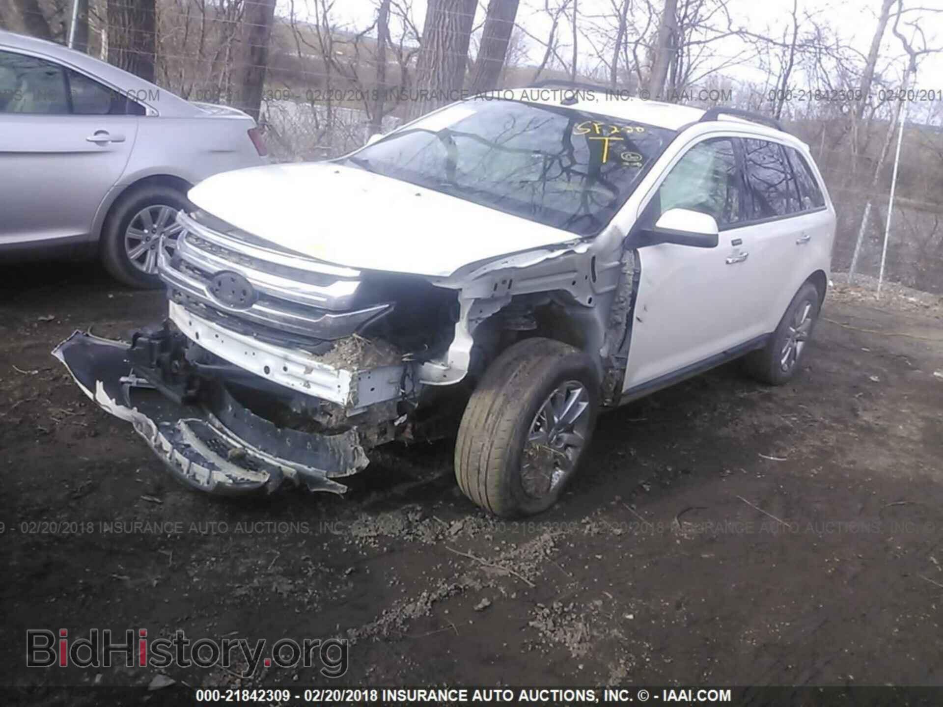 2011 Ford Edge - VIN: 2FMDK3JCXBBB47154 - Photo 2