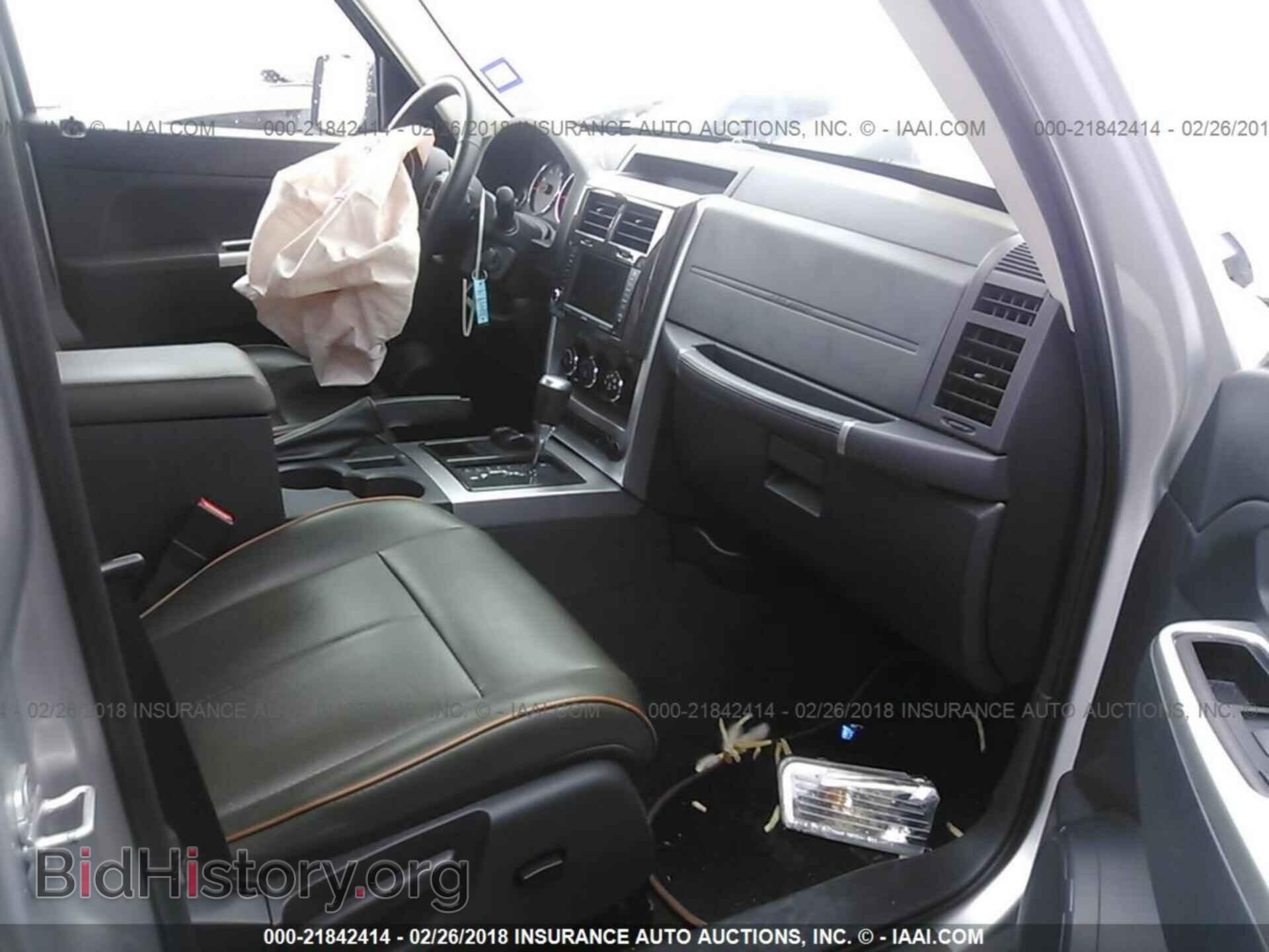 2011 Jeep Liberty - VIN: 1J4PN2GK1BW564494 - Фото 5