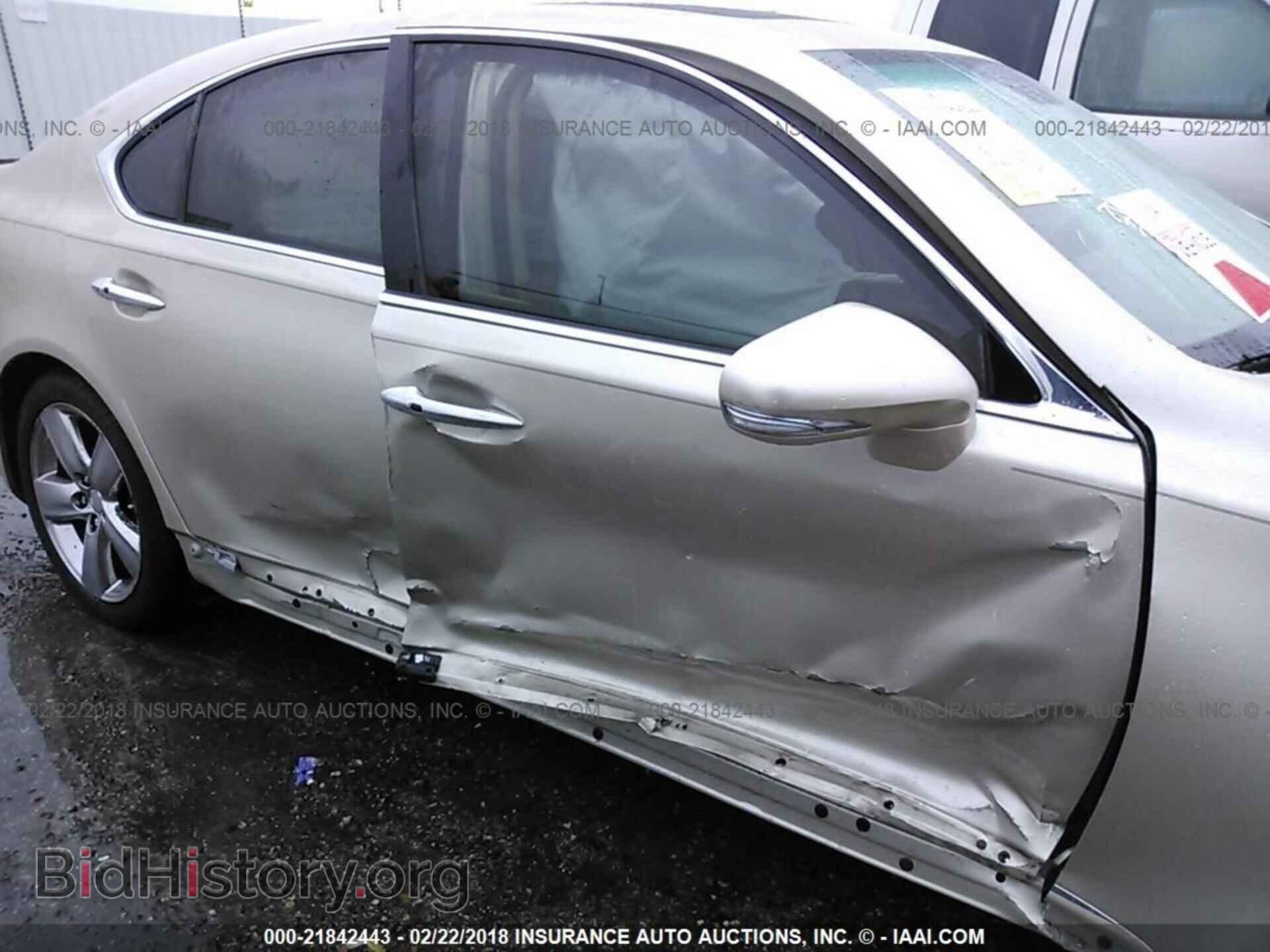 2011 Lexus Ls - VIN: JTHBL5EF1B5103930 - Photo 6