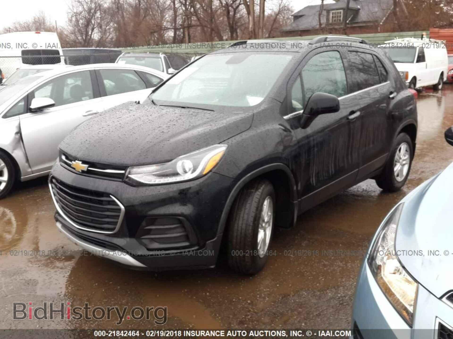 2017 Chevrolet Trax - VIN: 3GNCJLSB0HL269759 - Фото 2