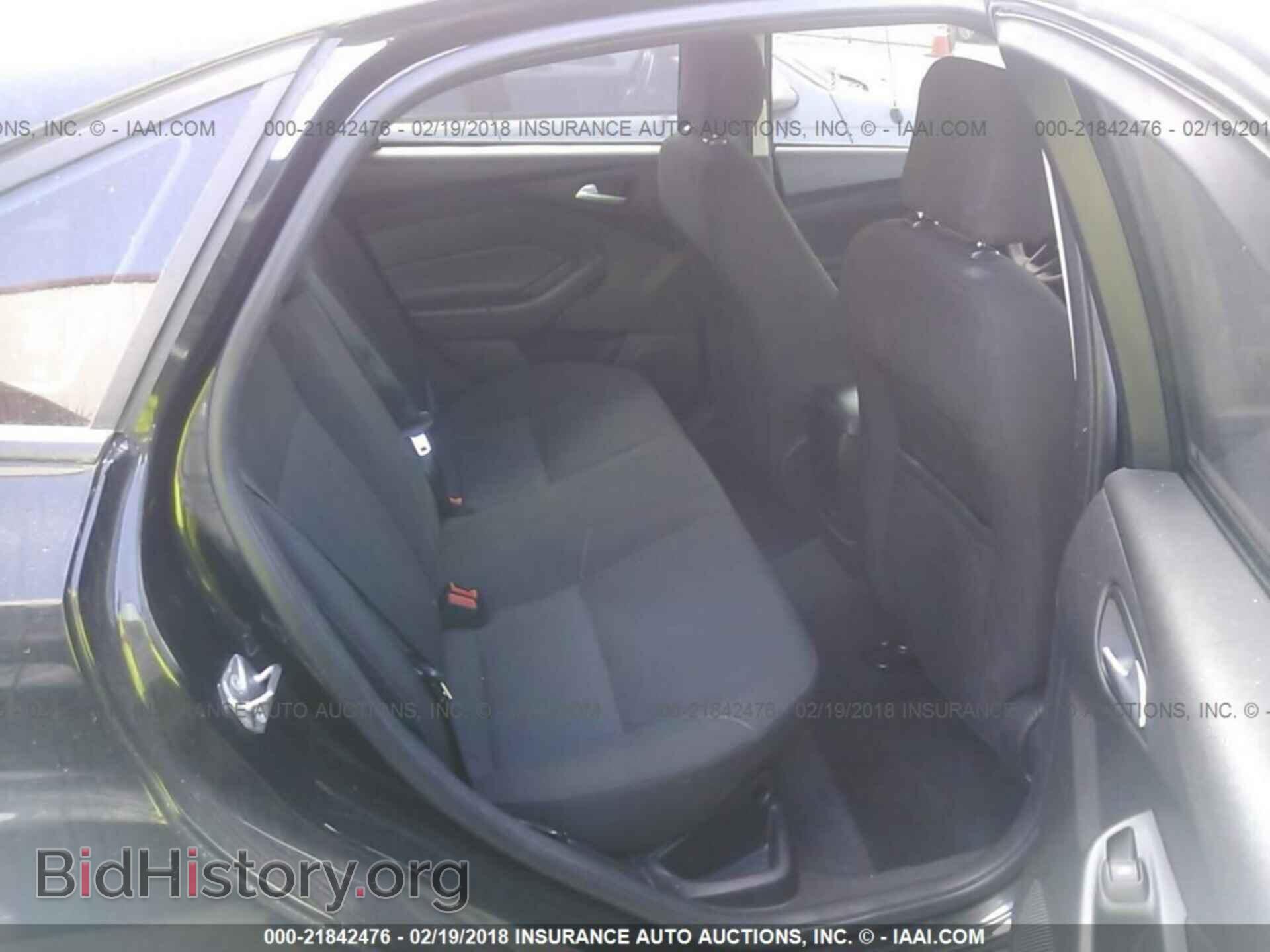 2015 Ford Focus - VIN: 1FADP3F21FL289216 - Photo 8