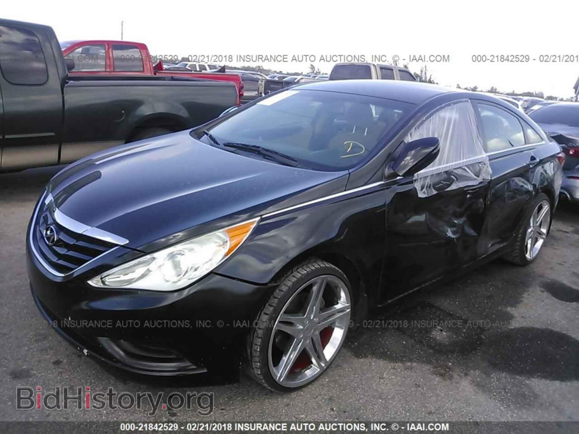 2012 Hyundai Sonata - VIN: 5NPEB4AC4CH455909 - Фото 2