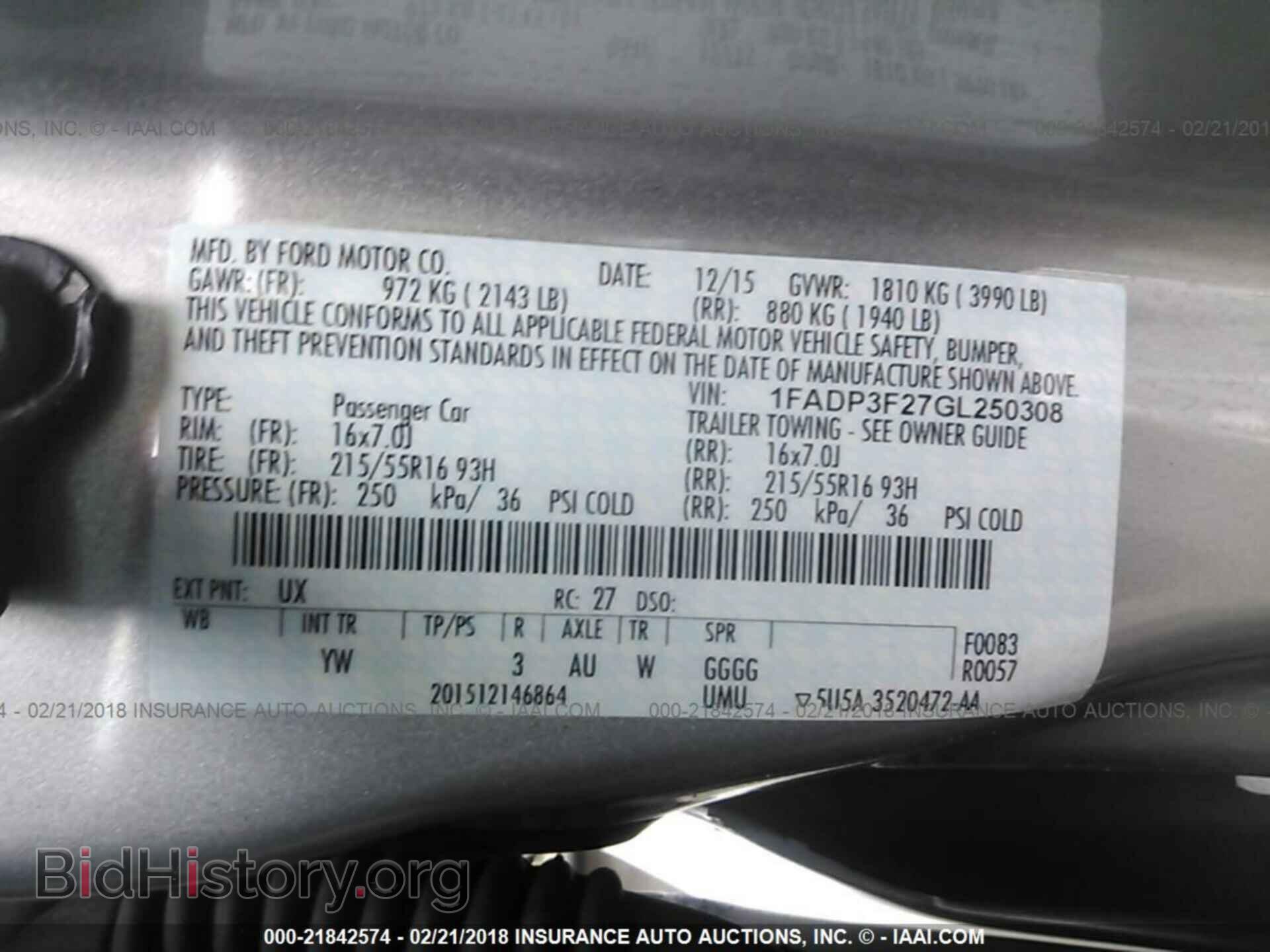 2016 Ford Focus - VIN: 1FADP3F27GL250308 - Photo 9