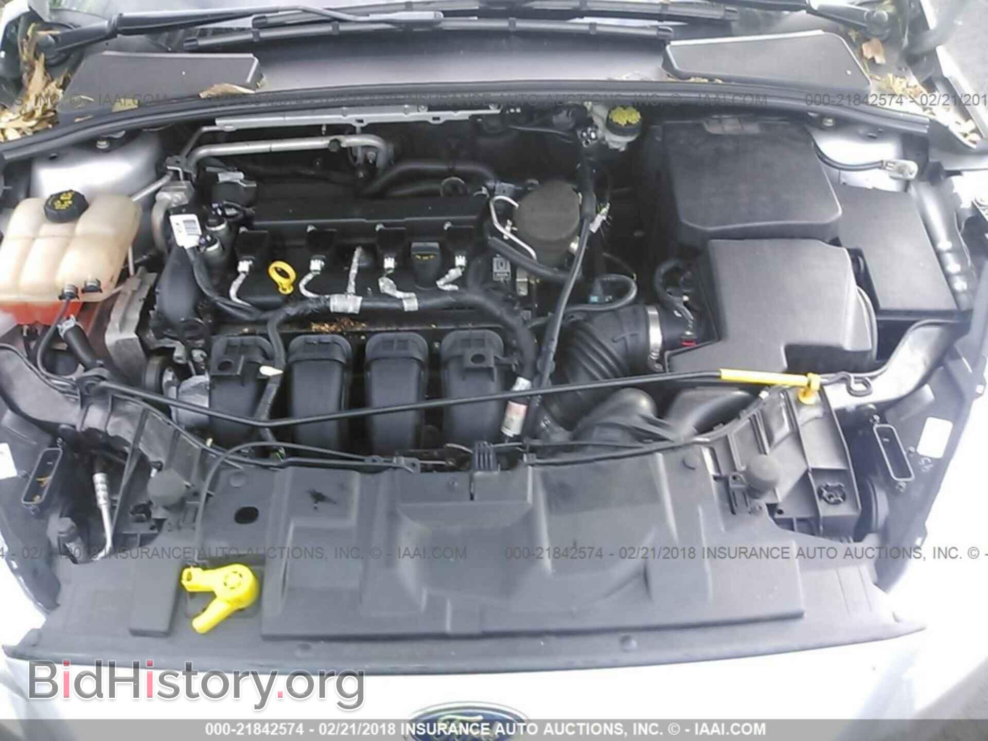 2016 Ford Focus - VIN: 1FADP3F27GL250308 - Photo 10