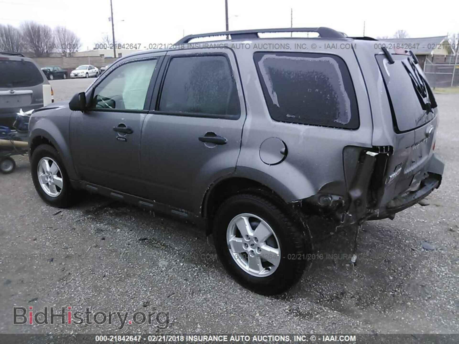 2011 Ford Escape - VIN: 1FMCU0D70BKA43474 - Фото 3