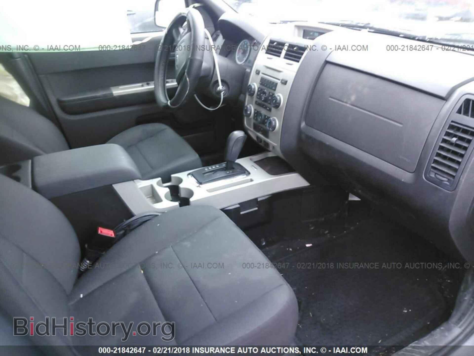 2011 Ford Escape - VIN: 1FMCU0D70BKA43474 - Фото 5