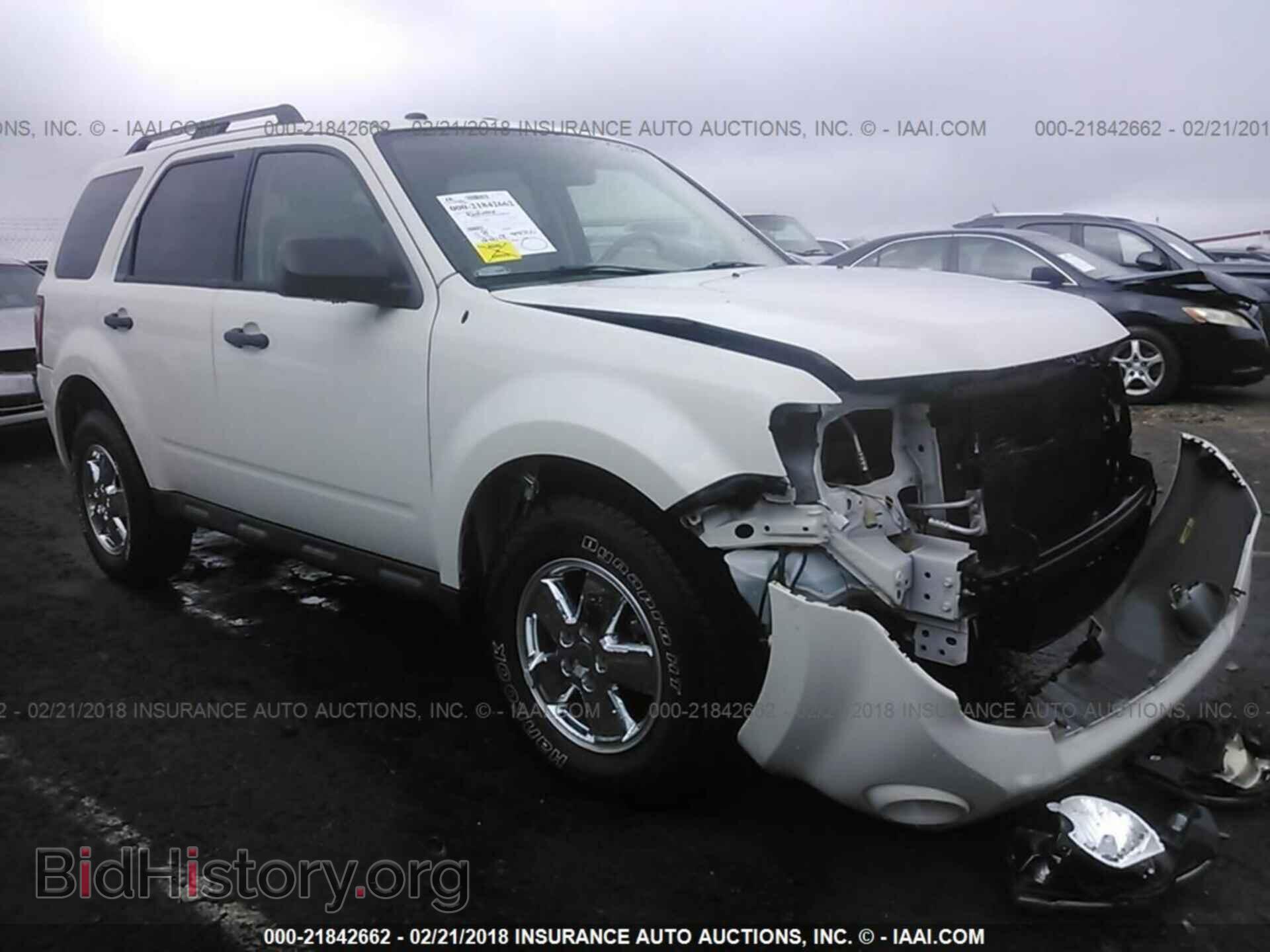 Photo 1FMCU9D70CKA77887 - Ford Escape 2012