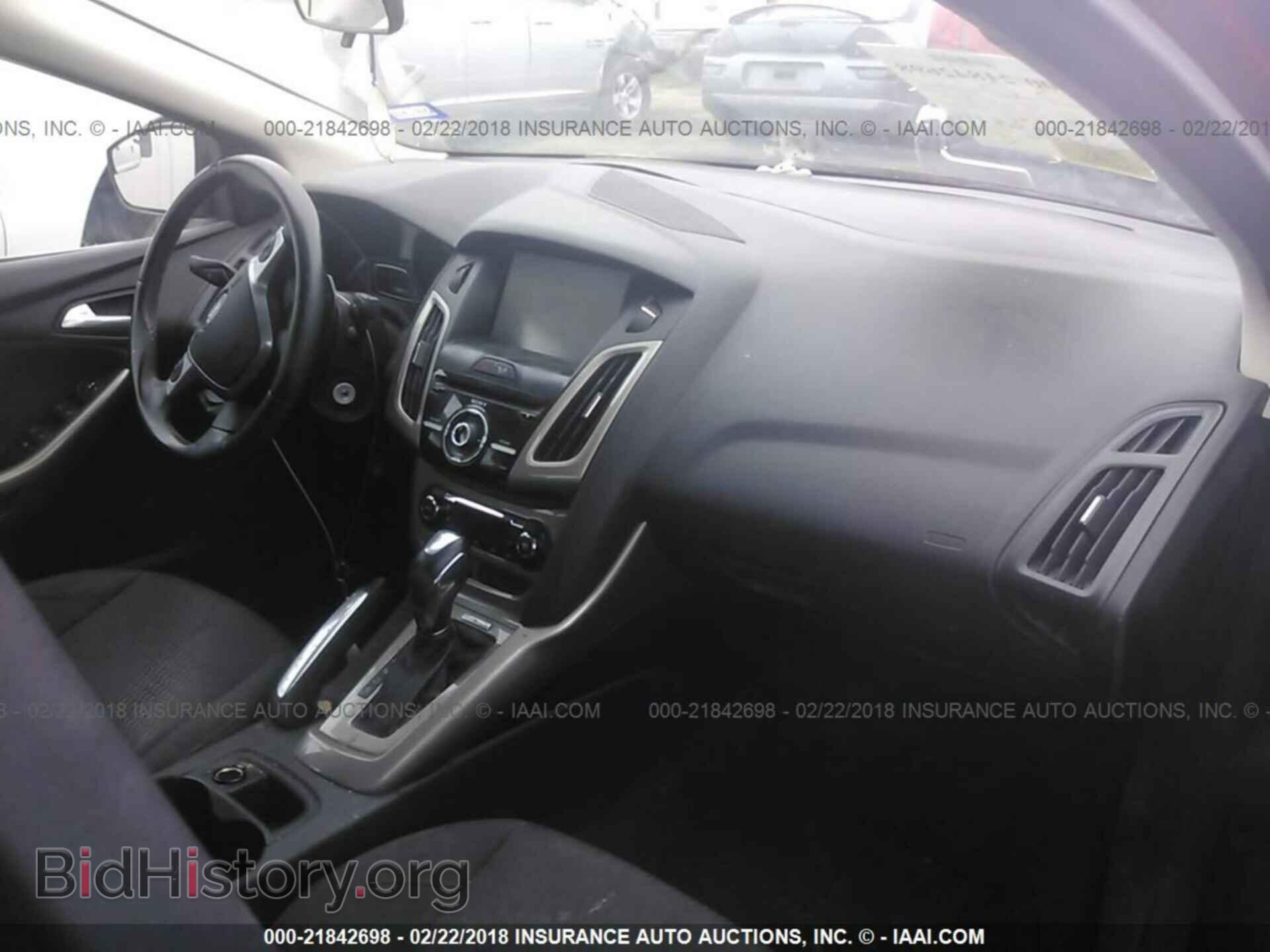 2012 Ford Focus - VIN: 1FAHP3H2XCL435168 - Фото 5