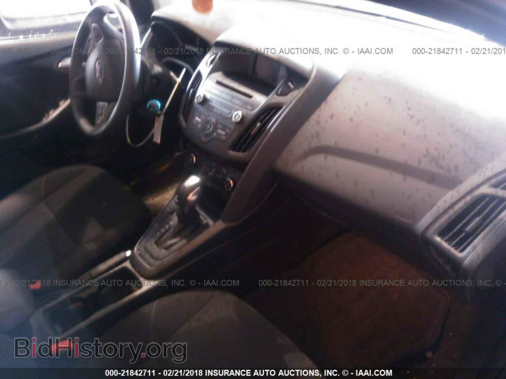 2016 Ford Focus - VIN: 1FADP3K2XGL241334 - Фото 5