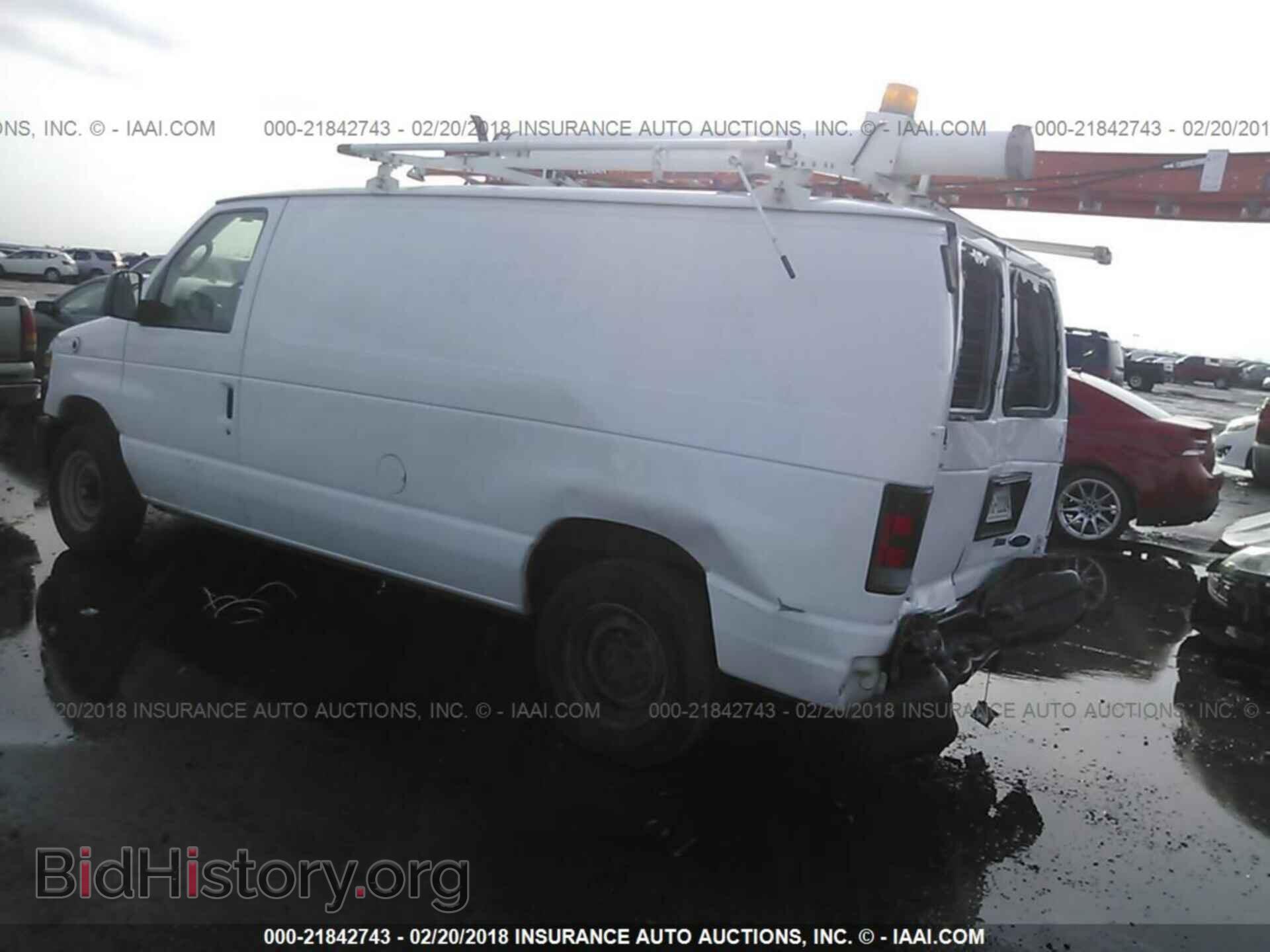 2013 Ford Econoline - VIN: 1FTNE1EW4DDA23208 - Photo 3