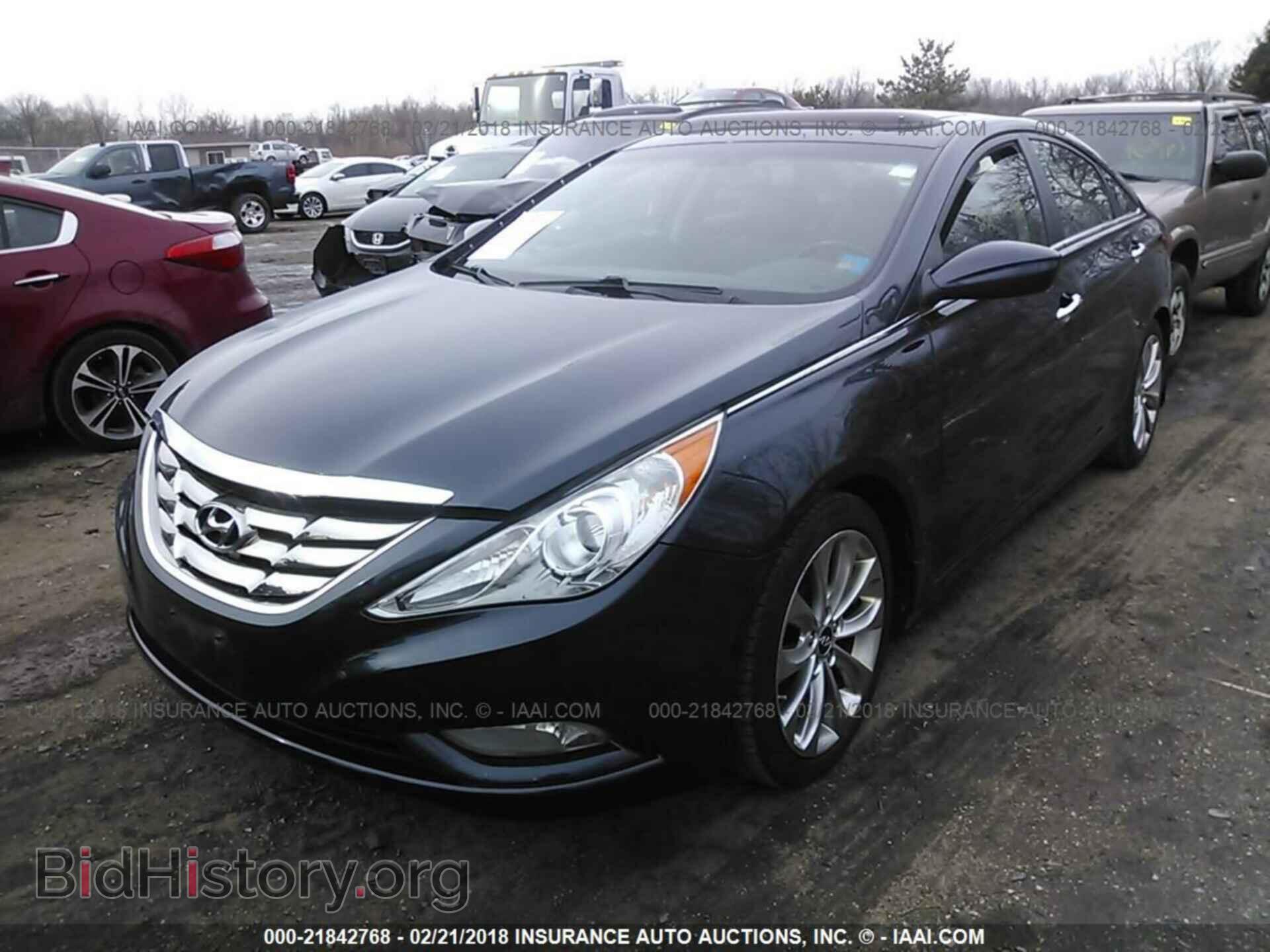 2012 Hyundai Sonata - VIN: 5NPEC4AC2CH437972 - Фото 2