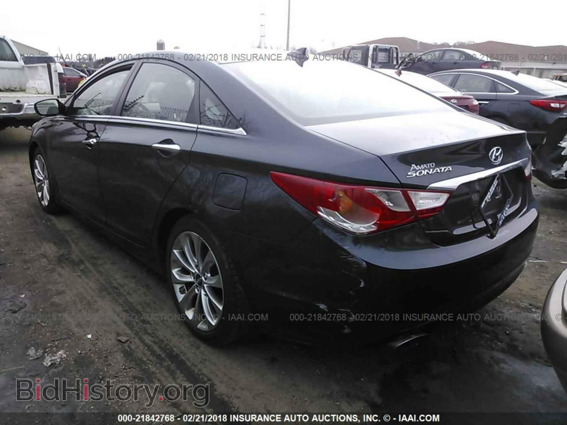 2012 Hyundai Sonata - VIN: 5NPEC4AC2CH437972 - Фото 3
